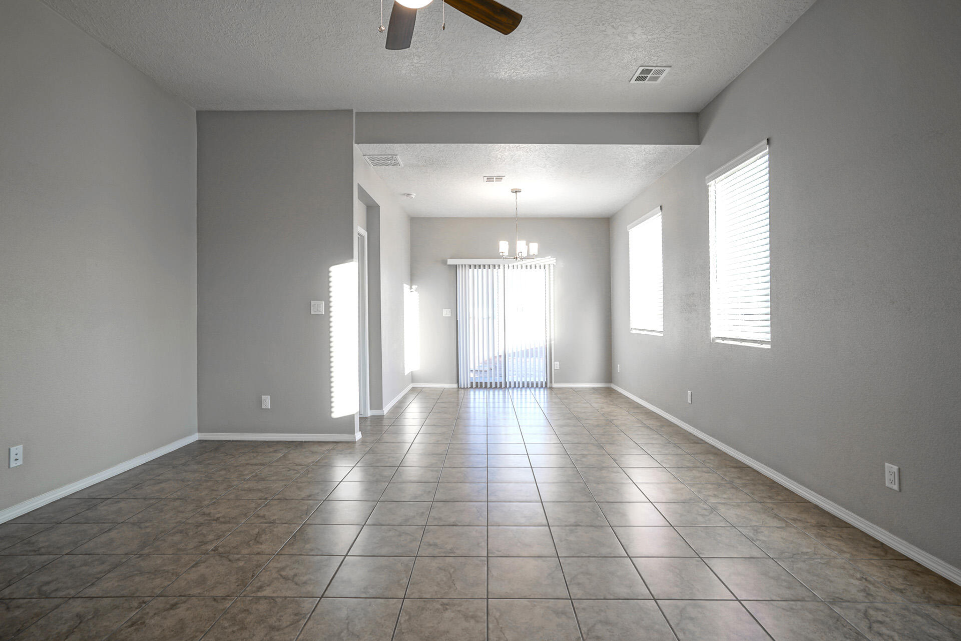 4377 Lauren Loop NE
