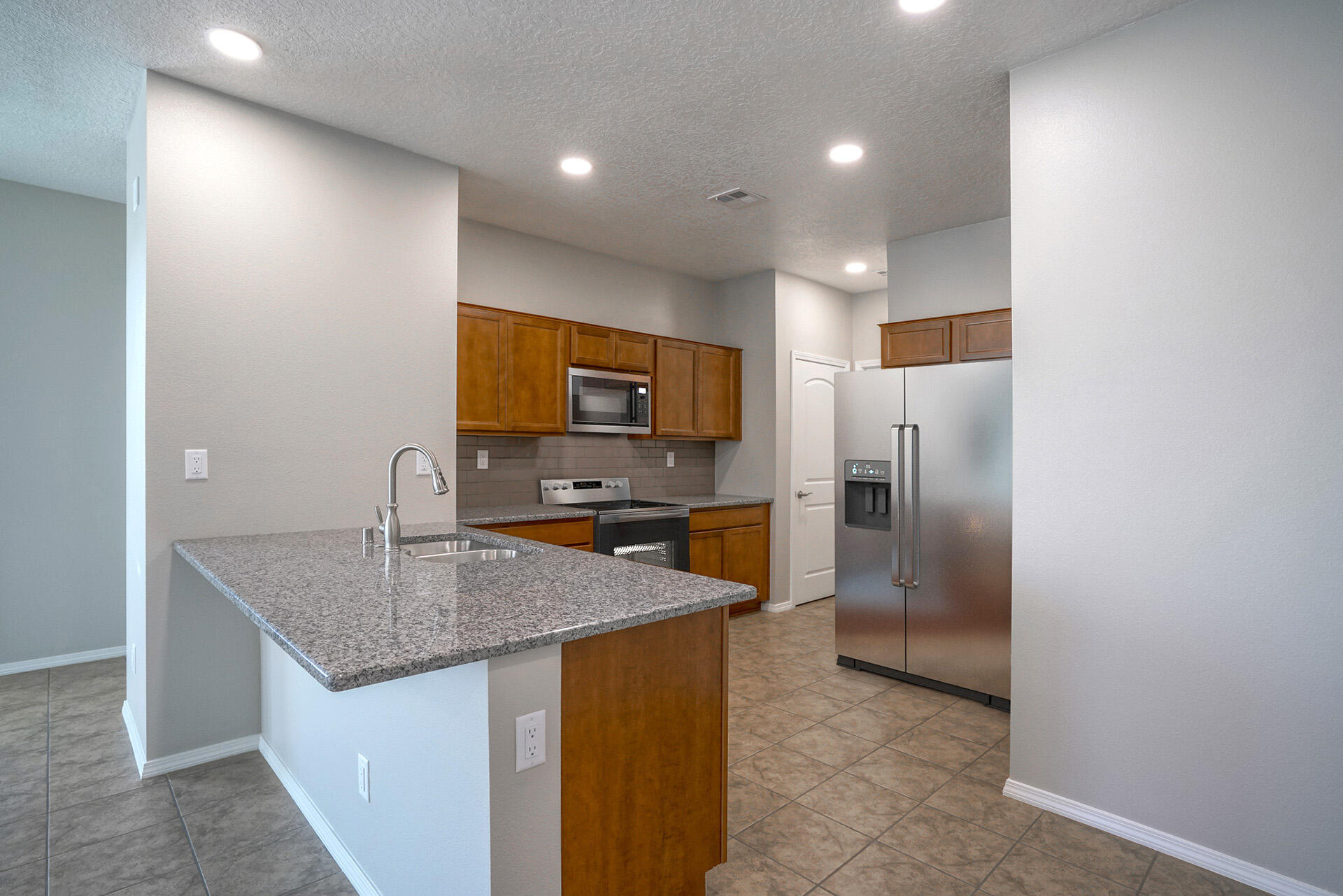 4377 Lauren Loop NE