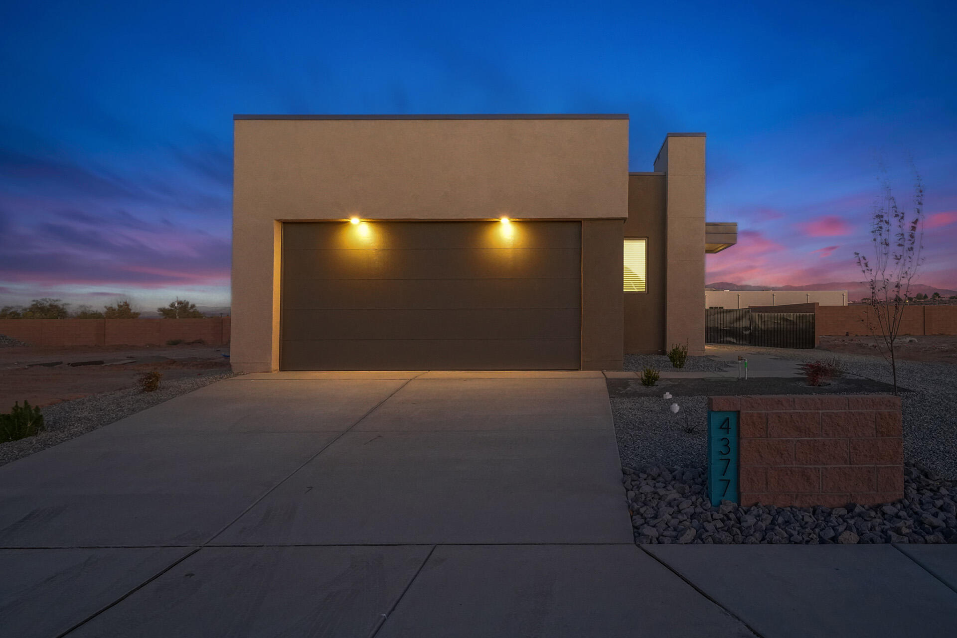 4377 Lauren Loop NE