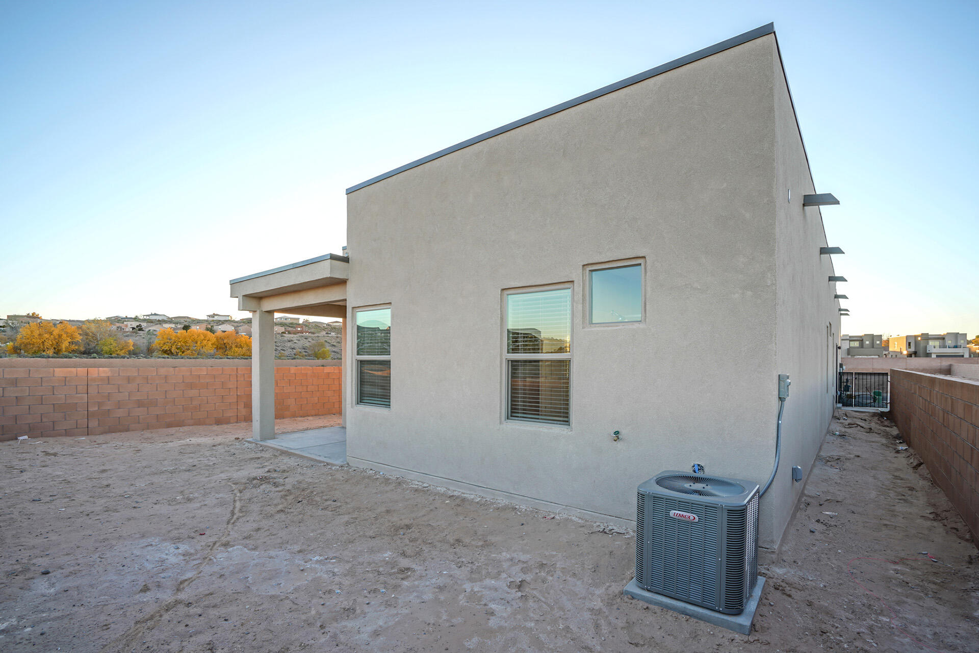 4377 Lauren Loop NE