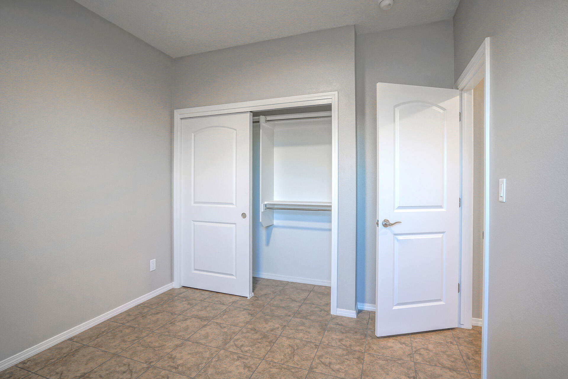 4377 Lauren Loop NE