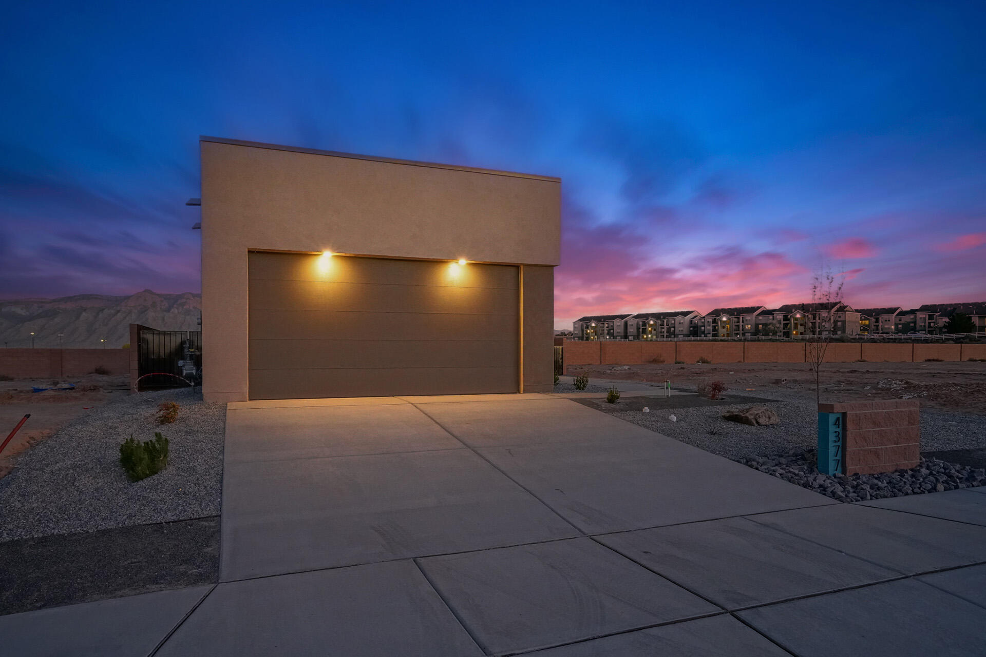 4377 Lauren Loop NE