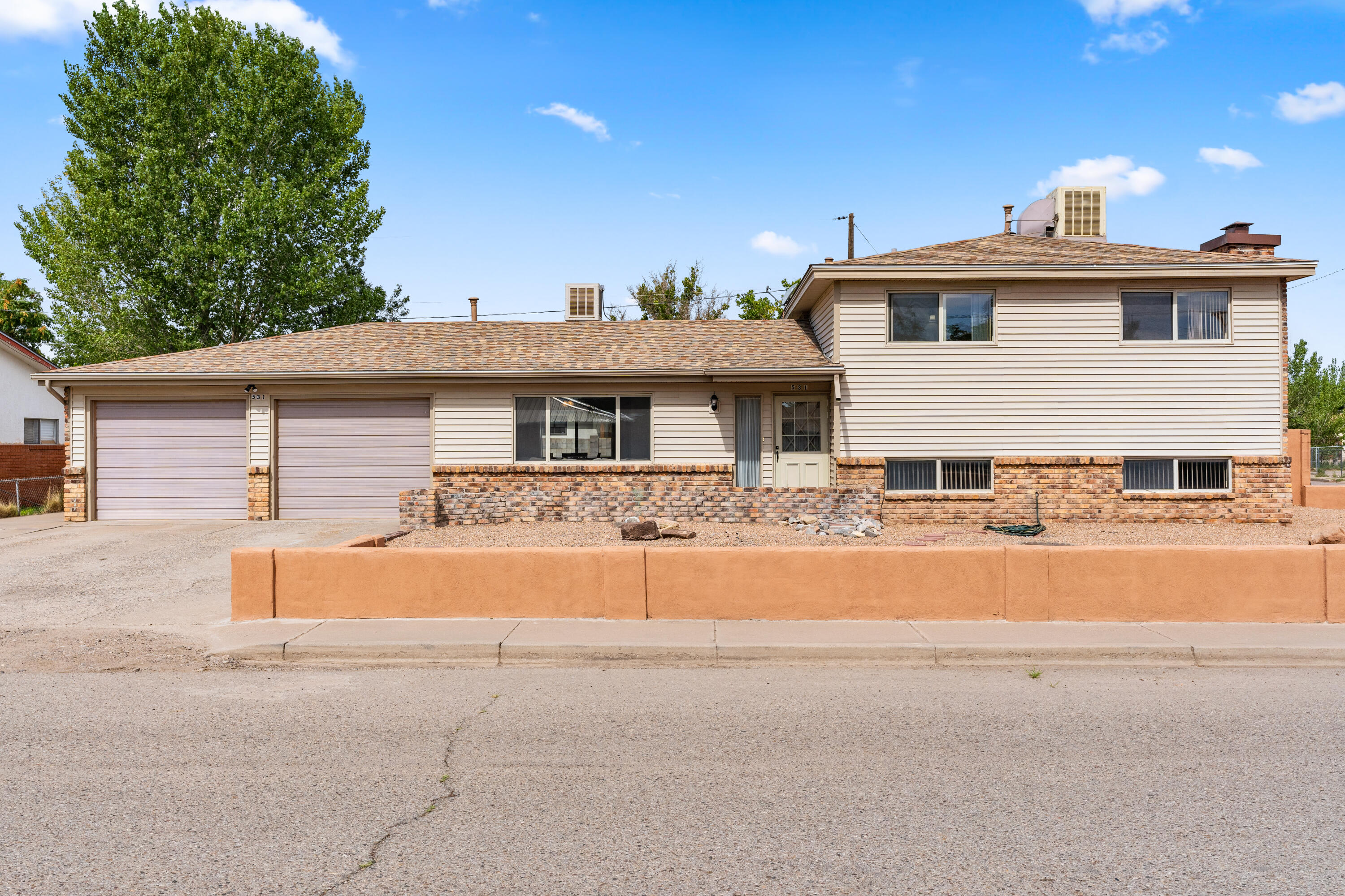 531 CORONADO Drive