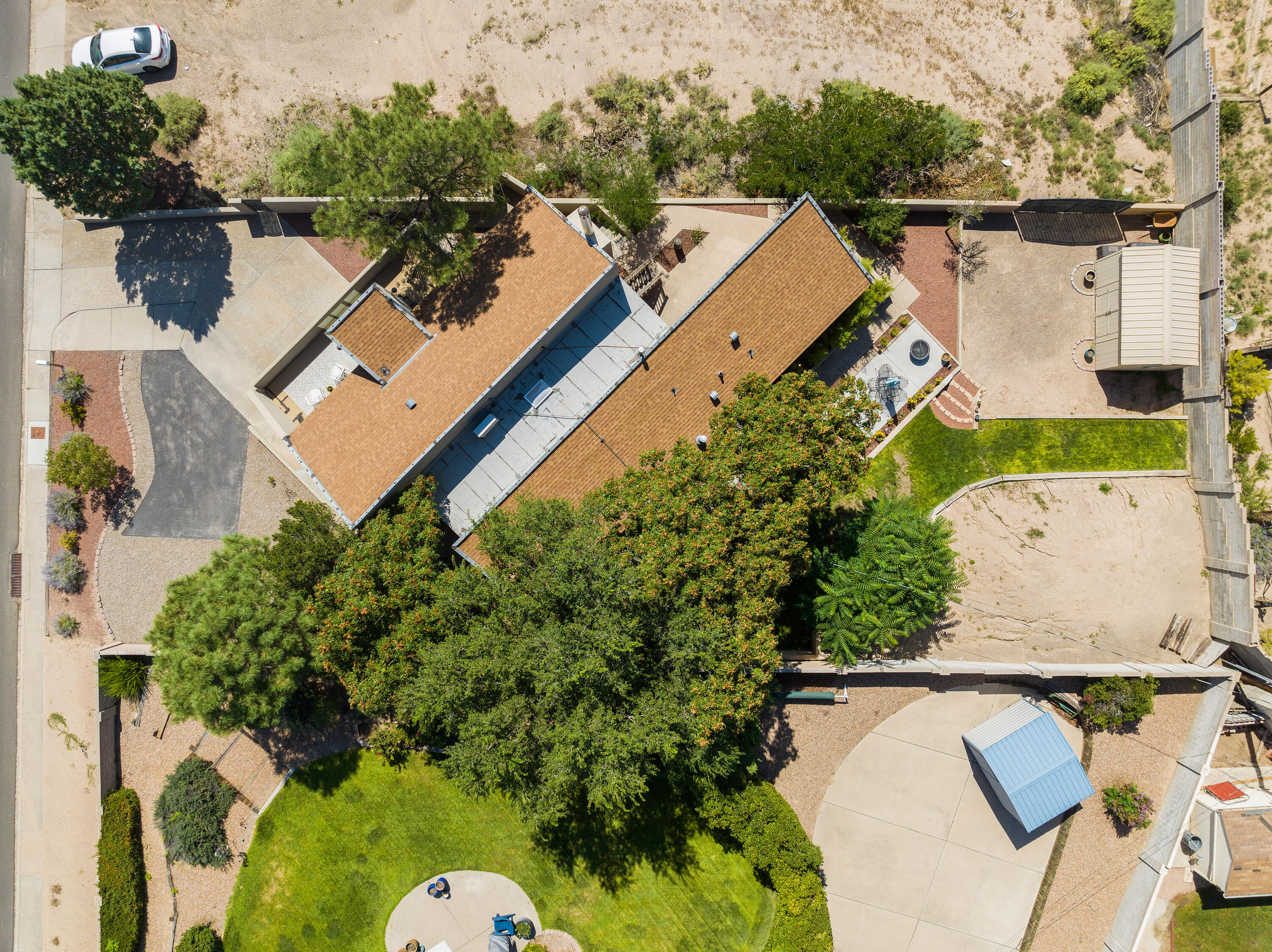 1011 ATRISCO Drive NW
