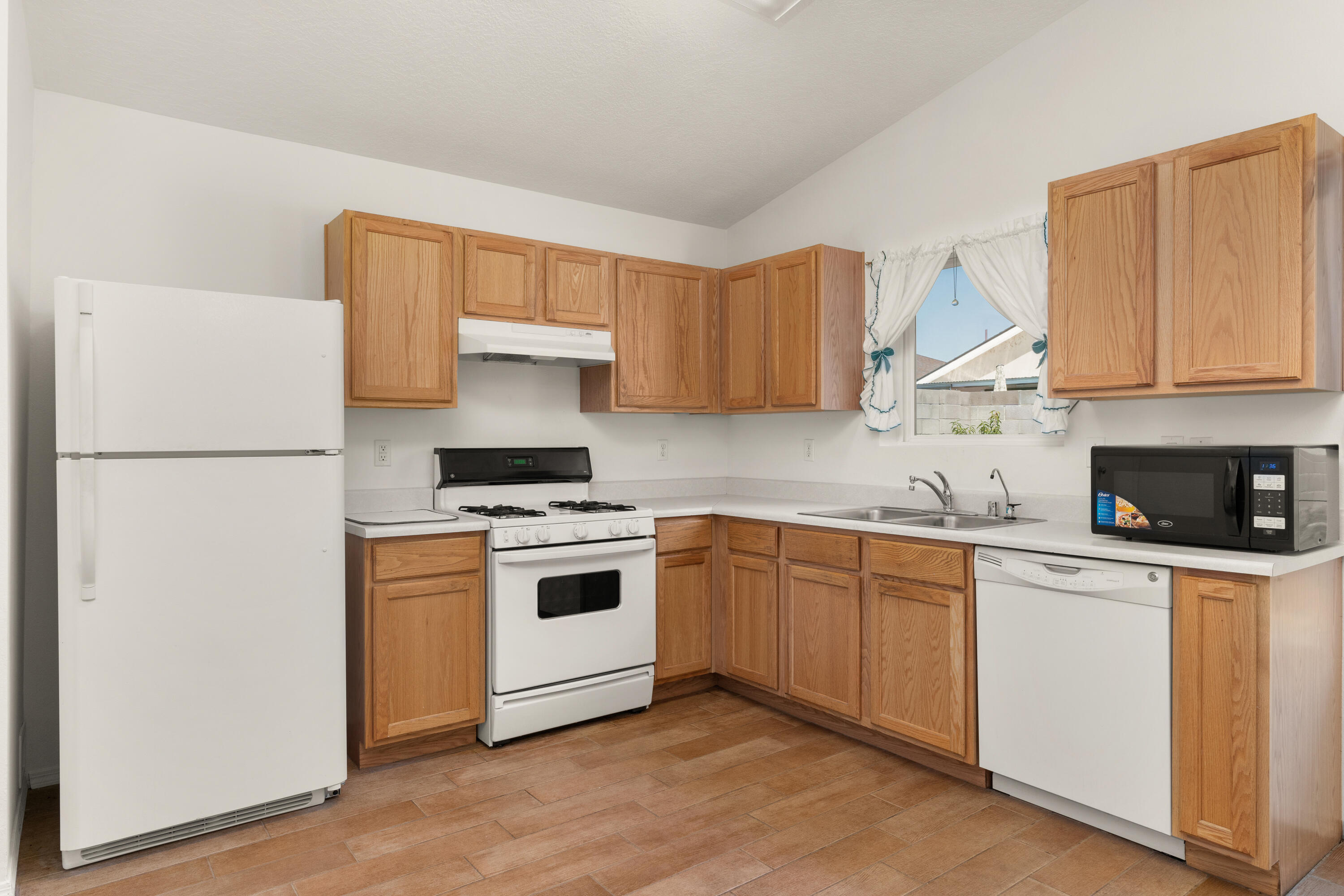 11015 COCONINO Road SE