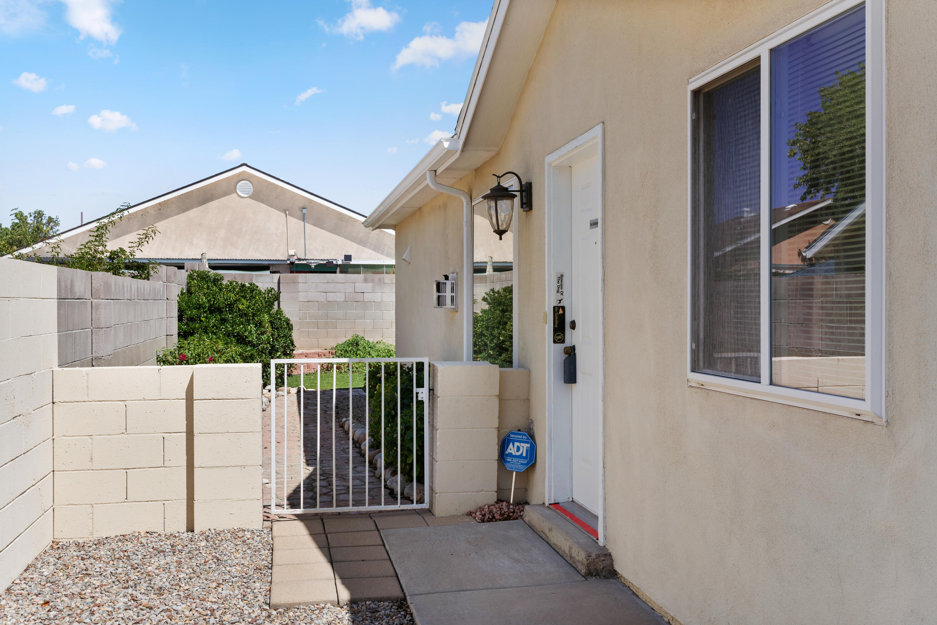 11015 COCONINO Road SE