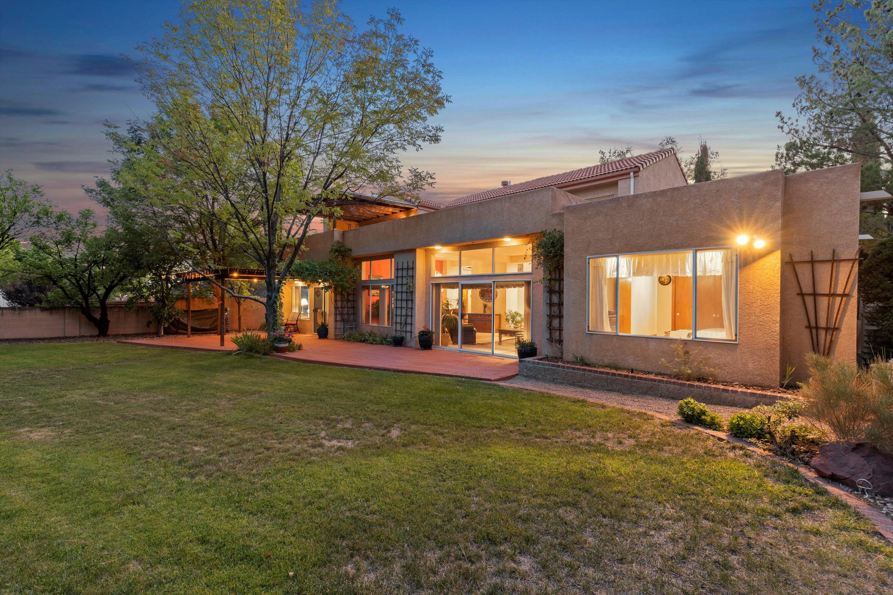 12316 TAMARAC Trail NE