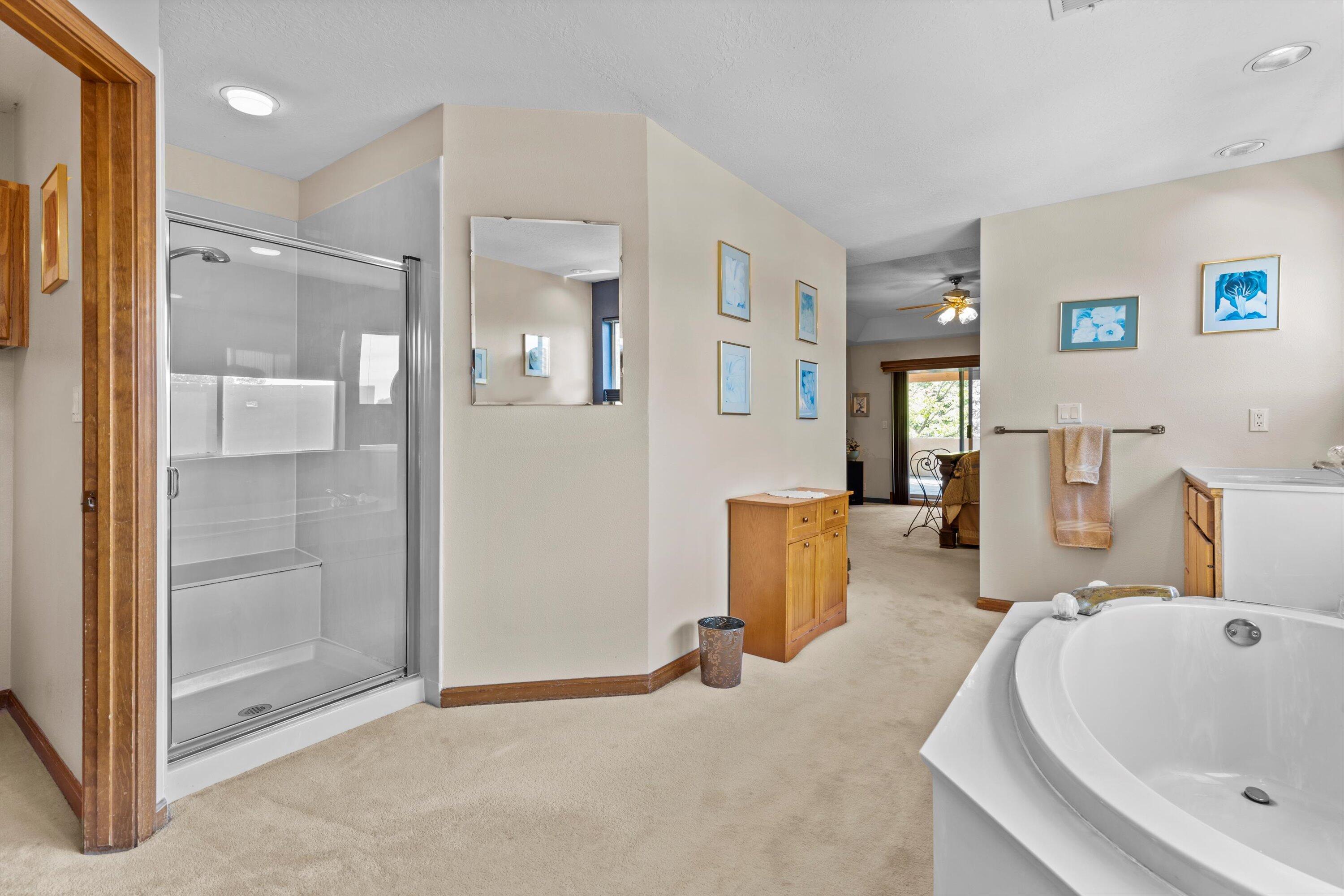 12316 TAMARAC Trail NE