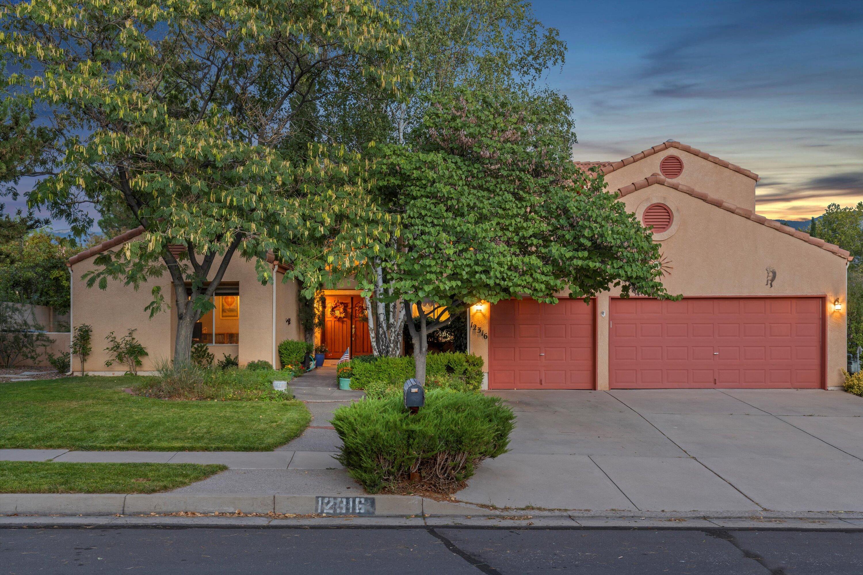 12316 TAMARAC Trail NE