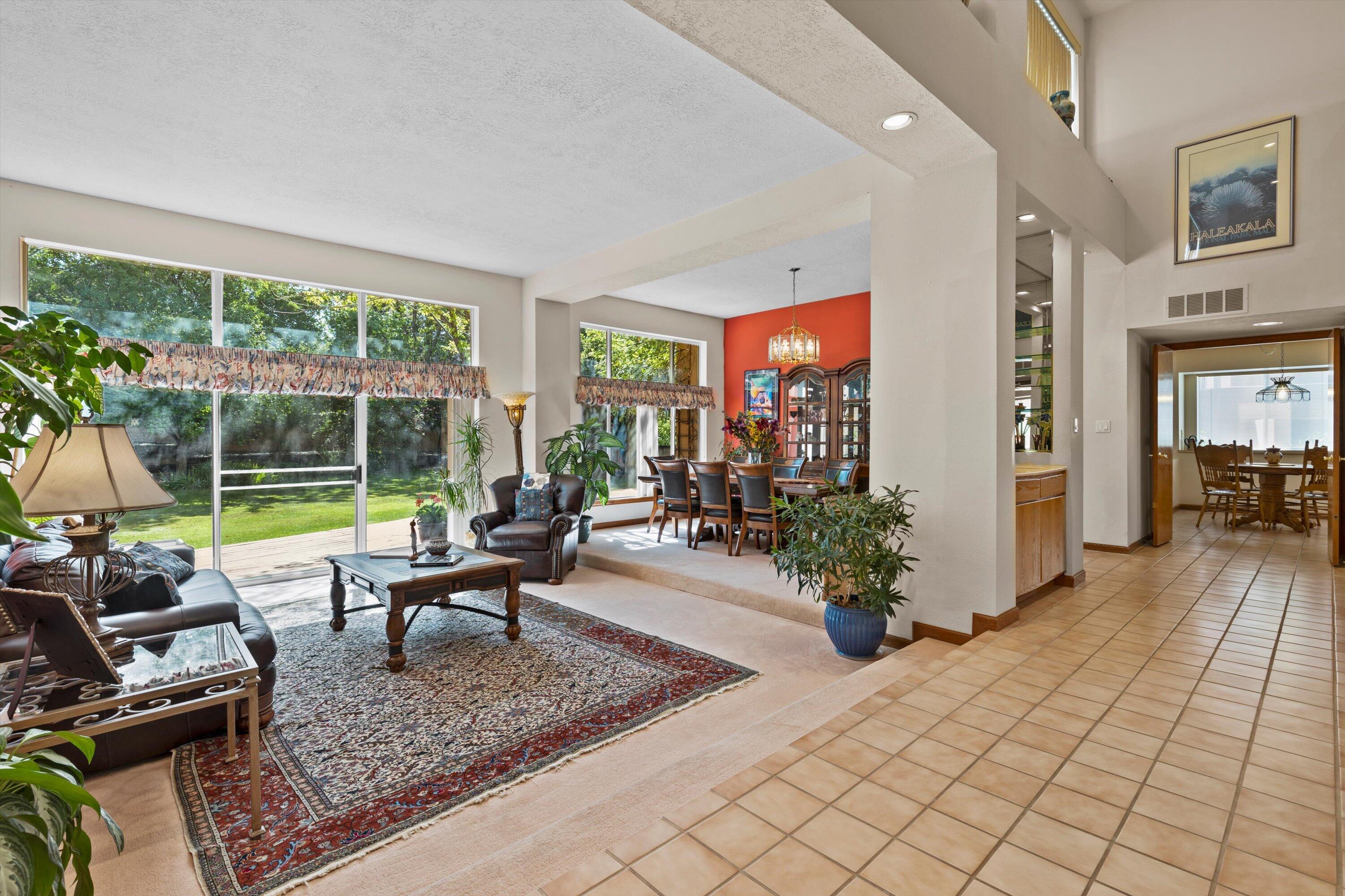 12316 TAMARAC Trail NE