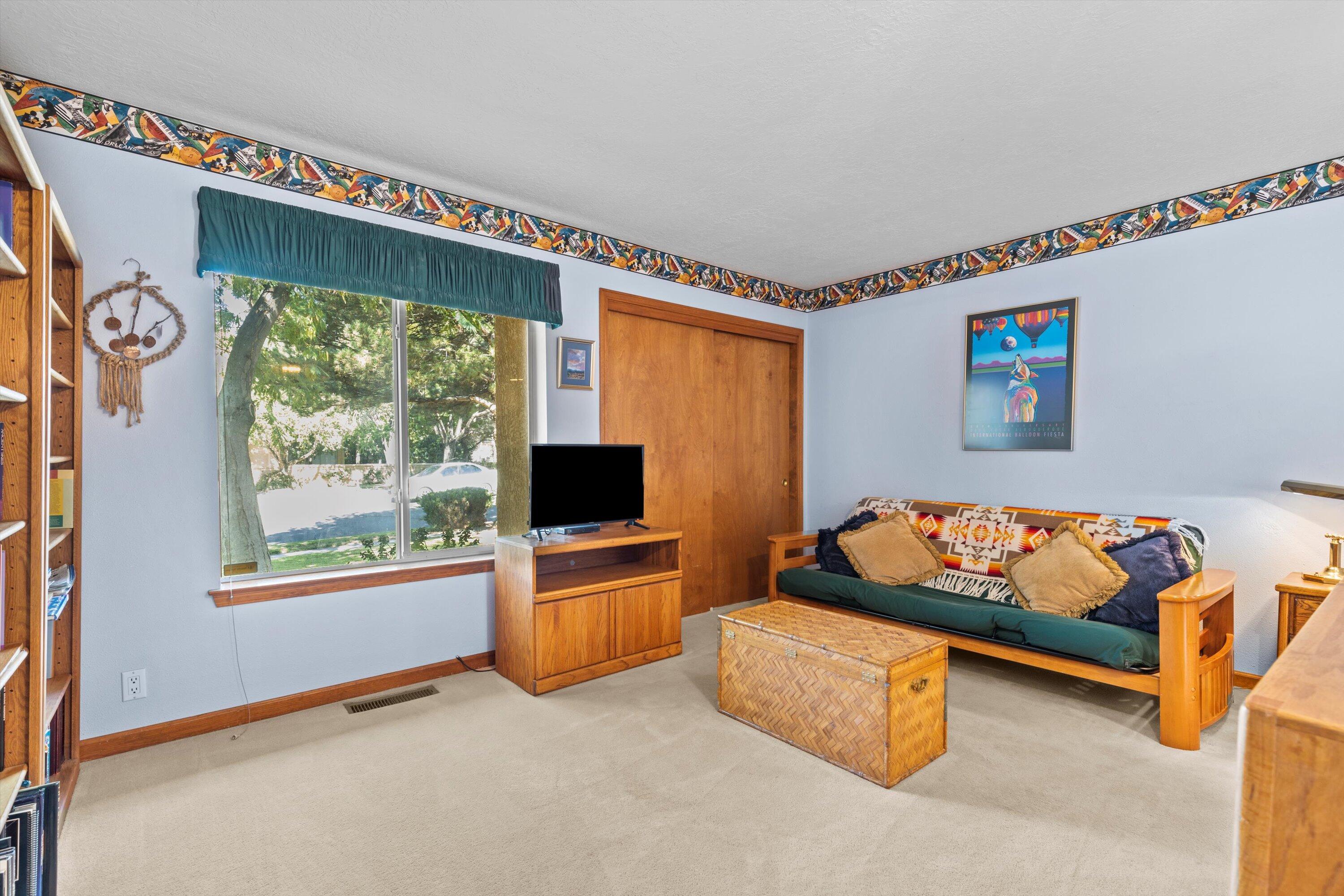 12316 TAMARAC Trail NE