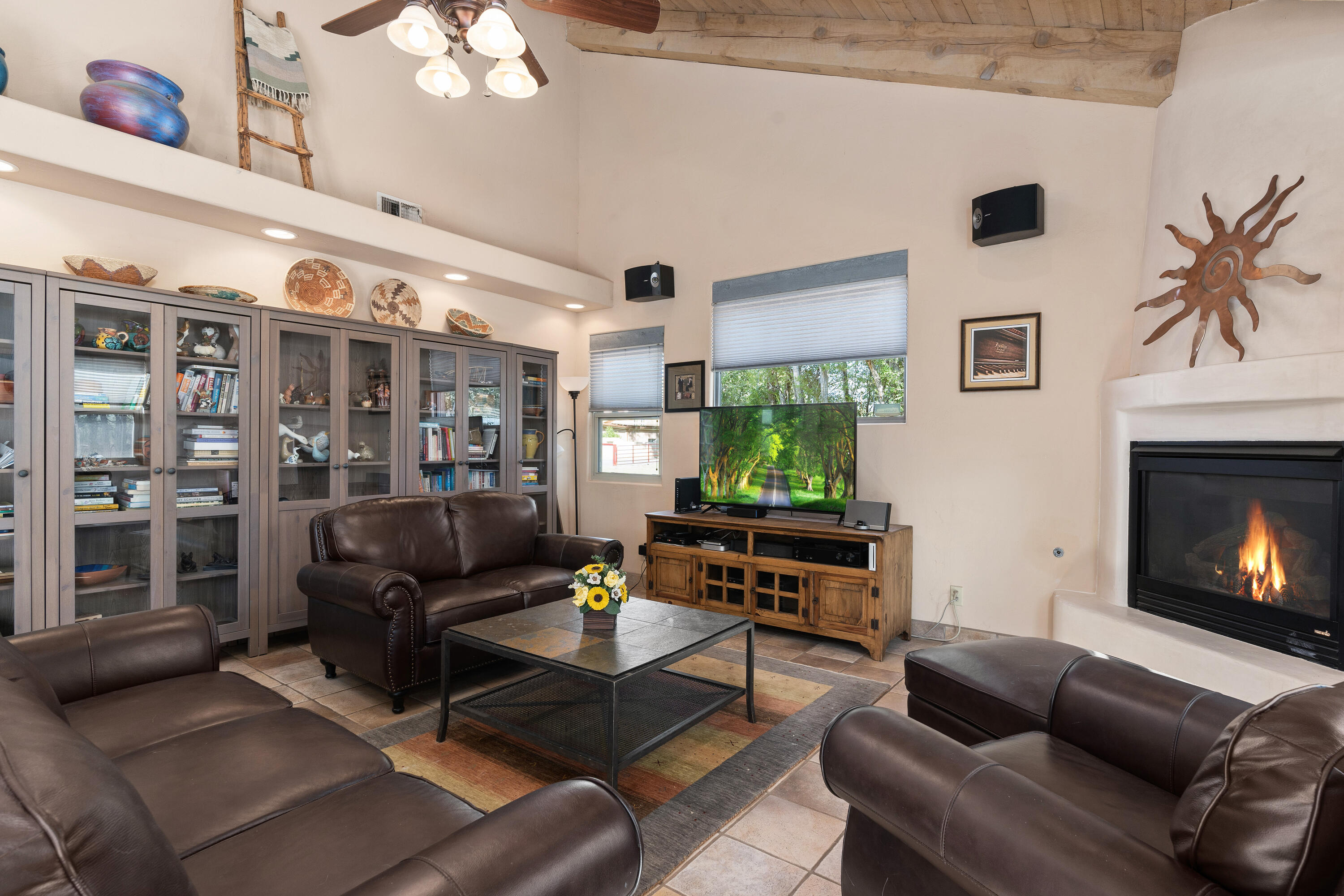 9140 GUADALUPE Trail NW
