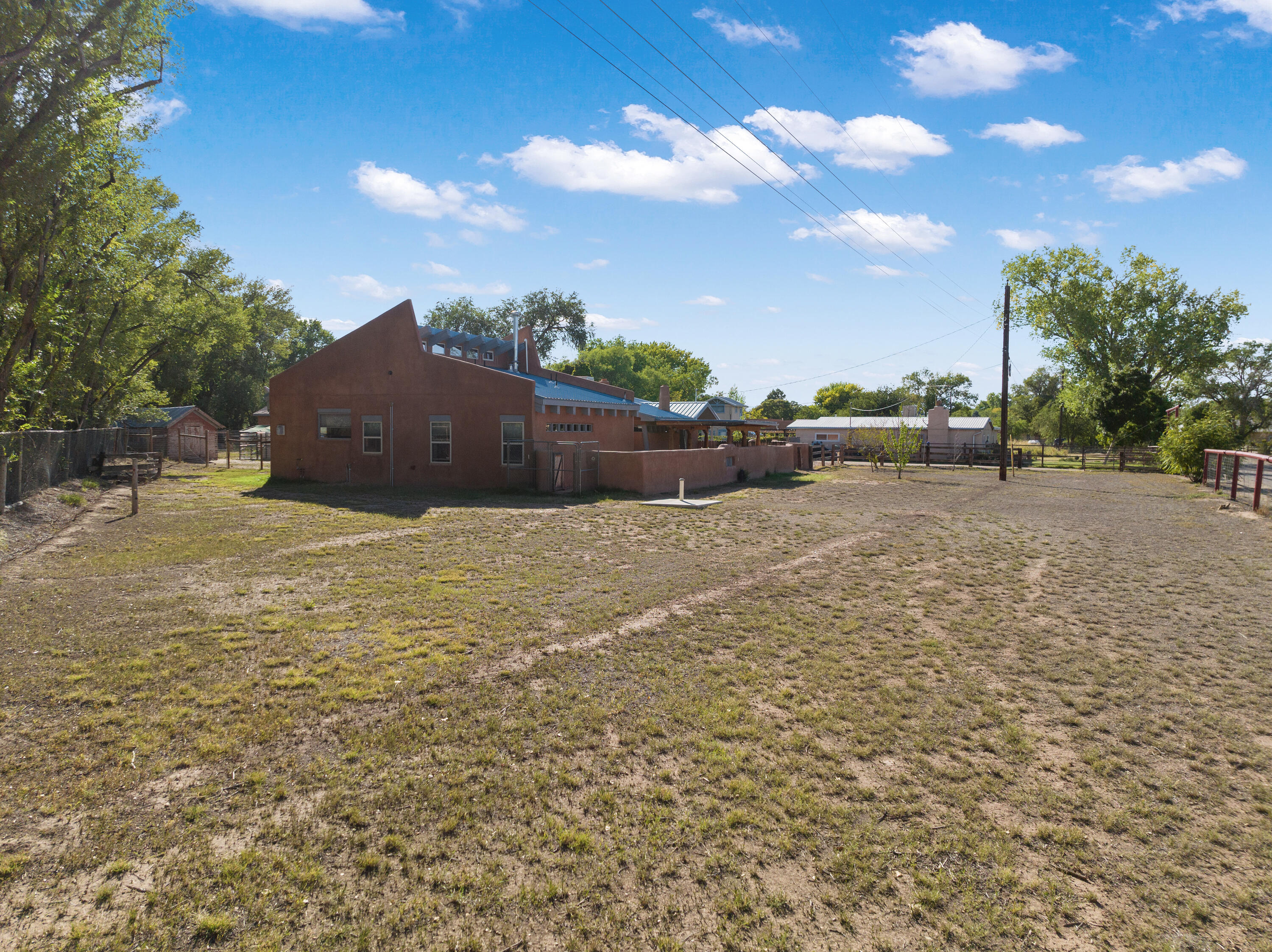 9140 GUADALUPE Trail NW