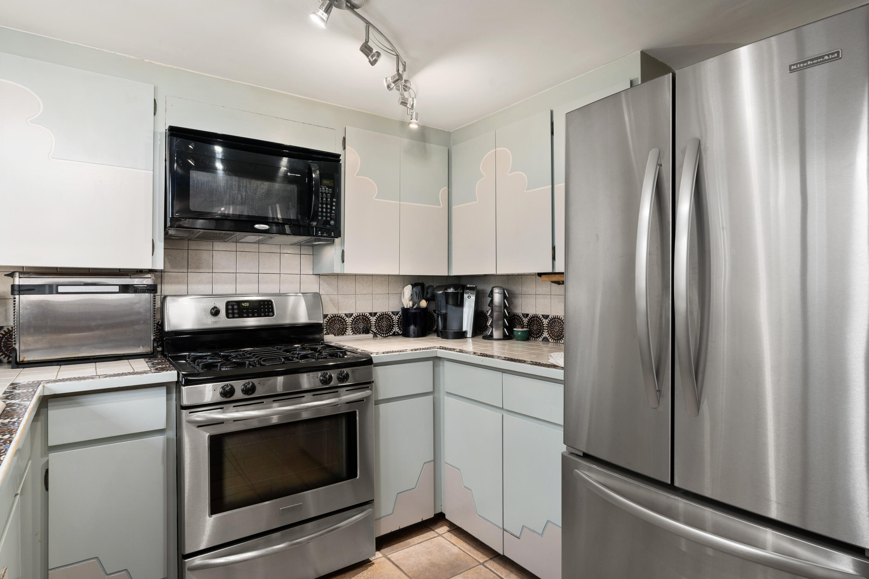 9140 GUADALUPE Trail NW