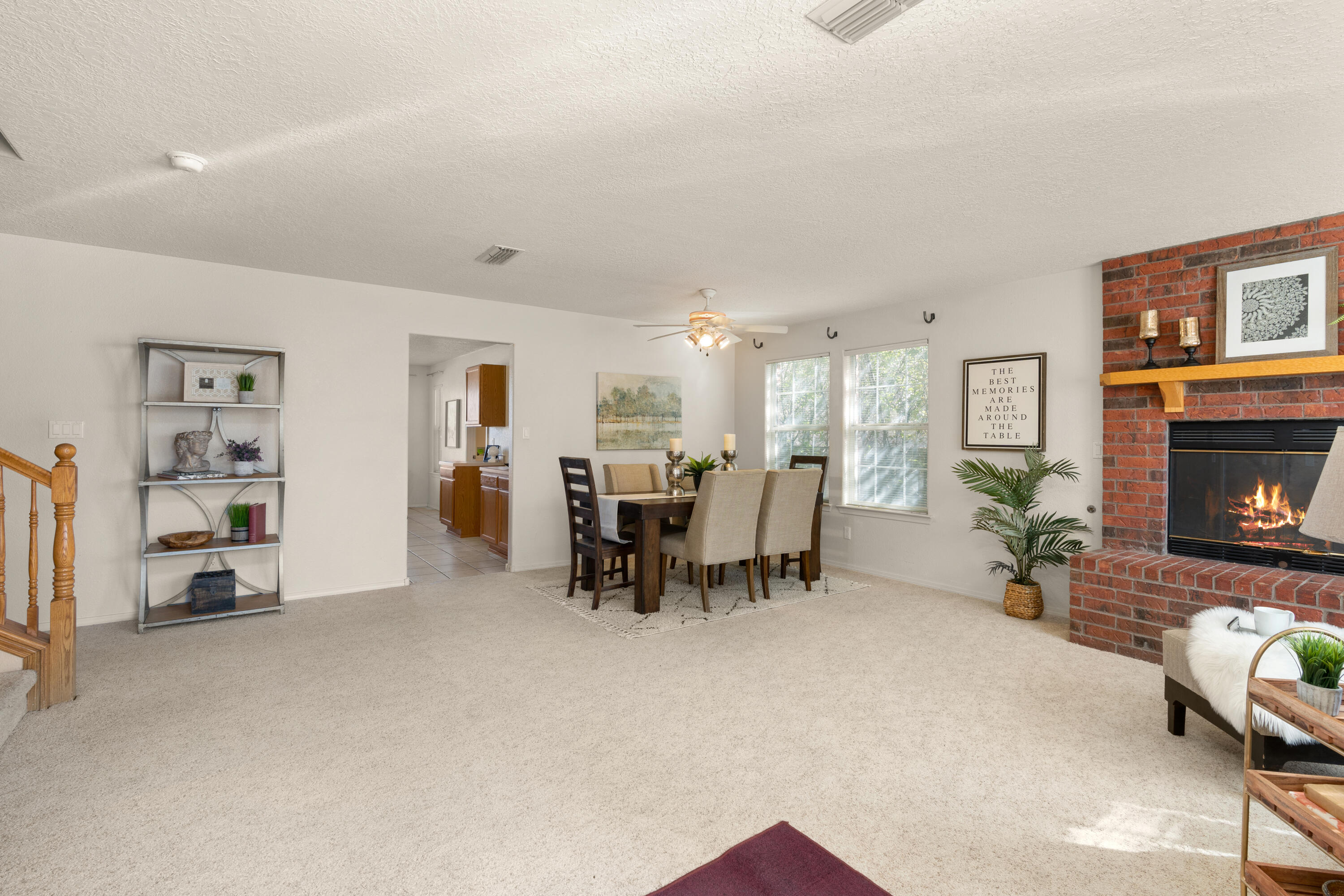 4715 SANDPOINT Road NW