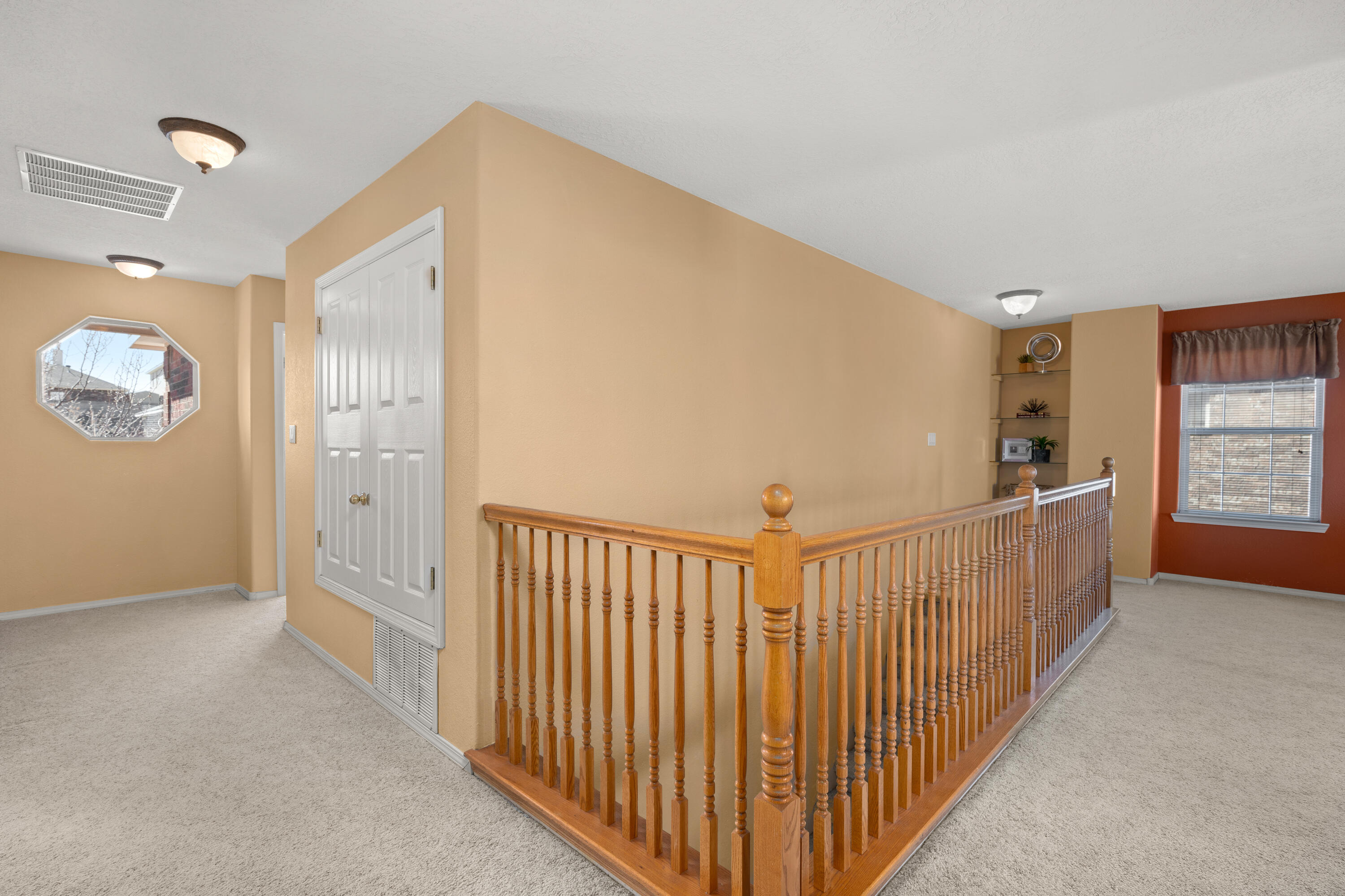 4715 SANDPOINT Road NW