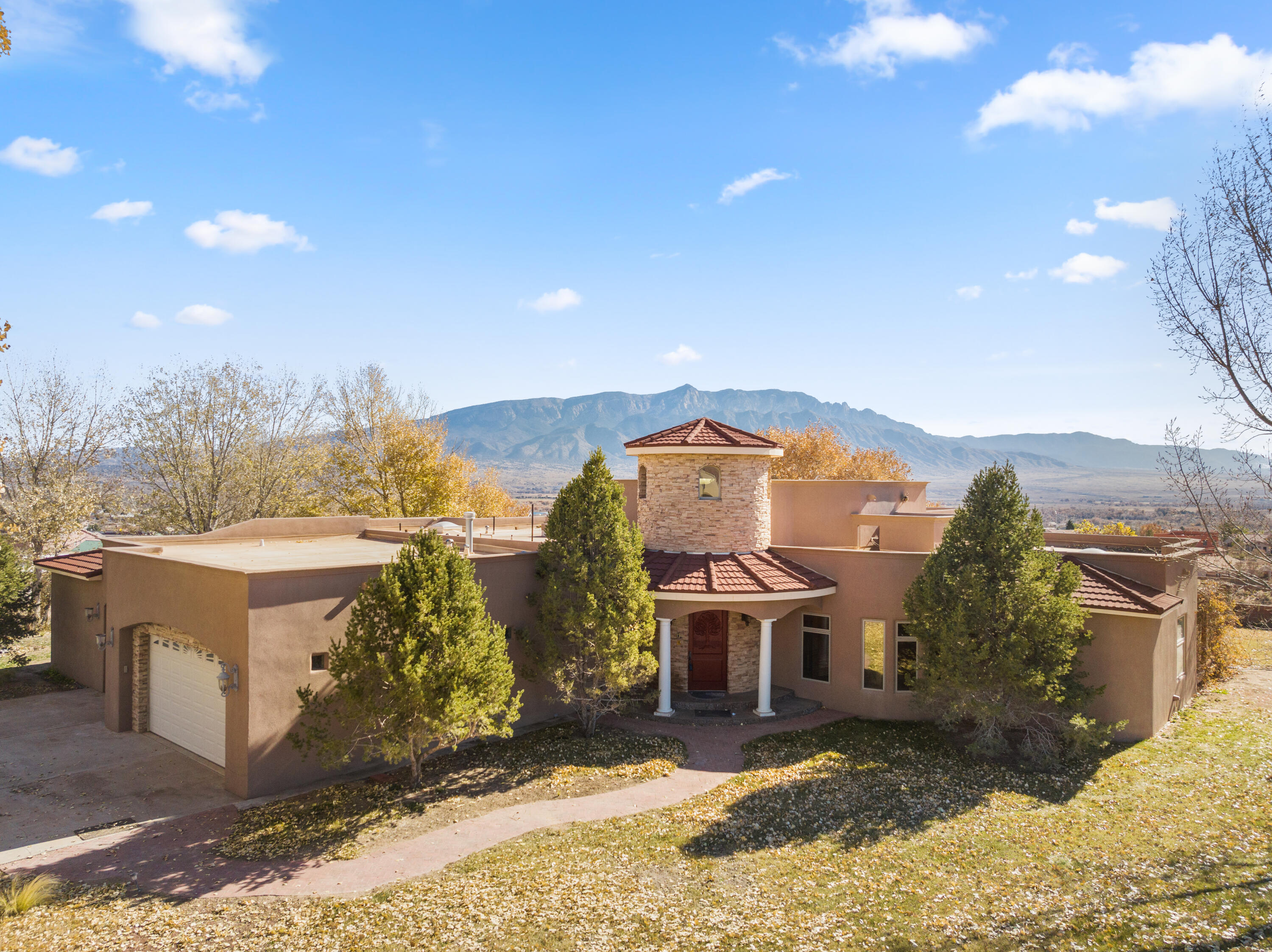 2600 Monterrey Road NE