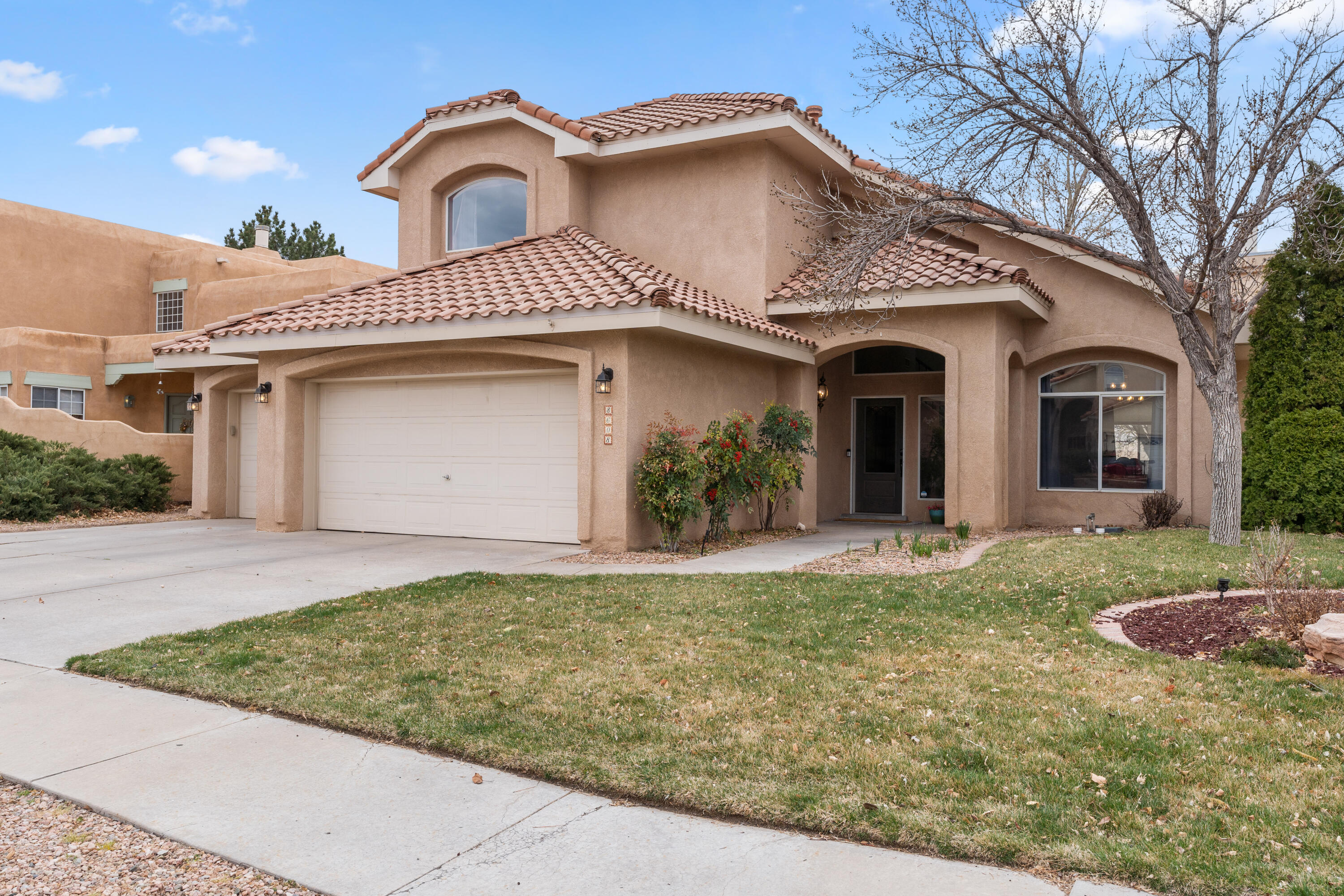8608 Greenarbor Road NE