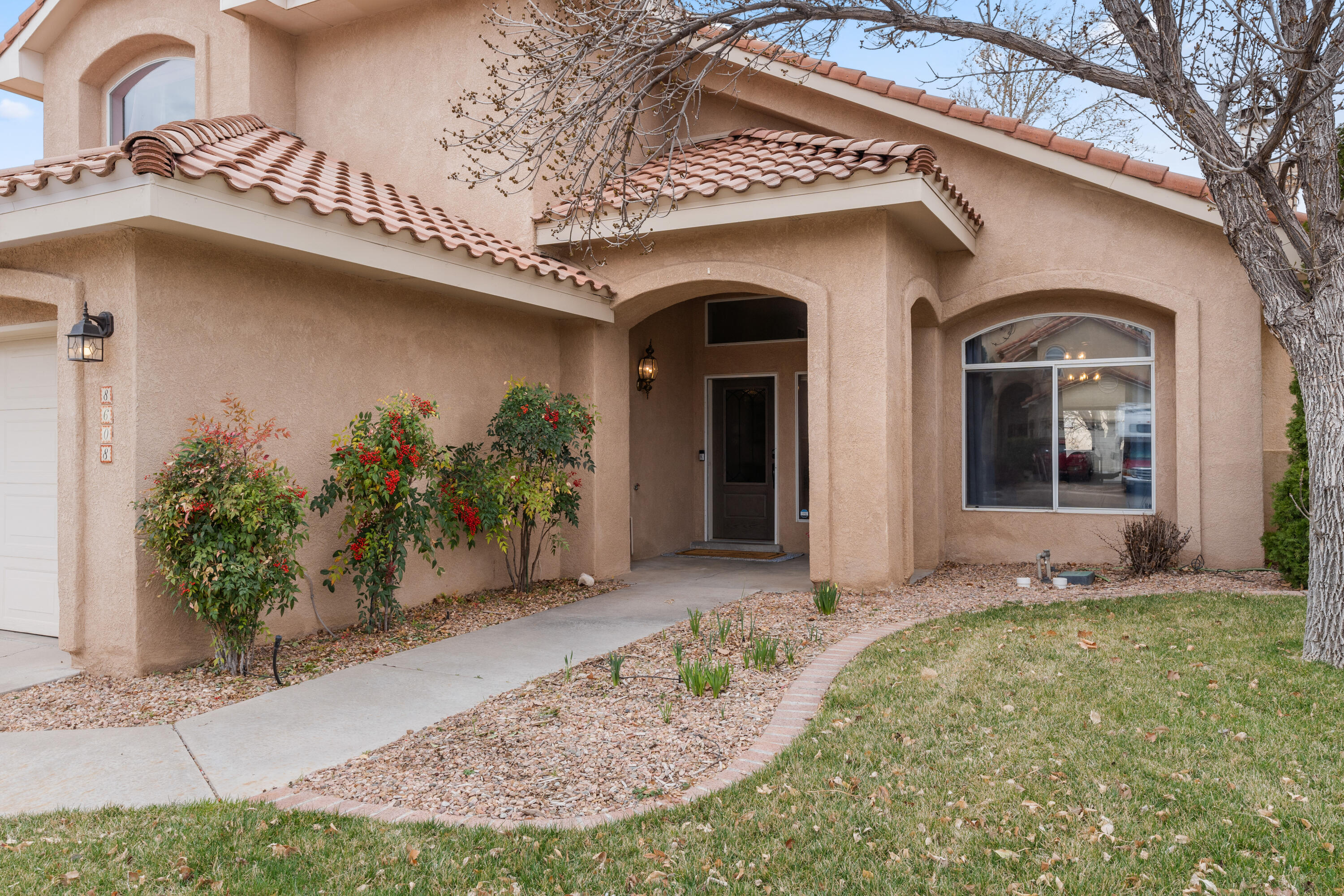 8608 Greenarbor Road NE