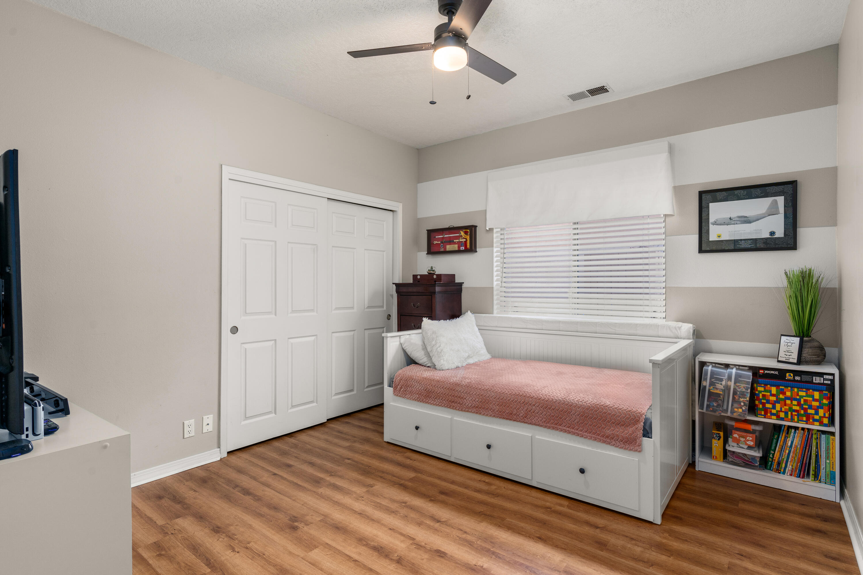 8608 Greenarbor Road NE