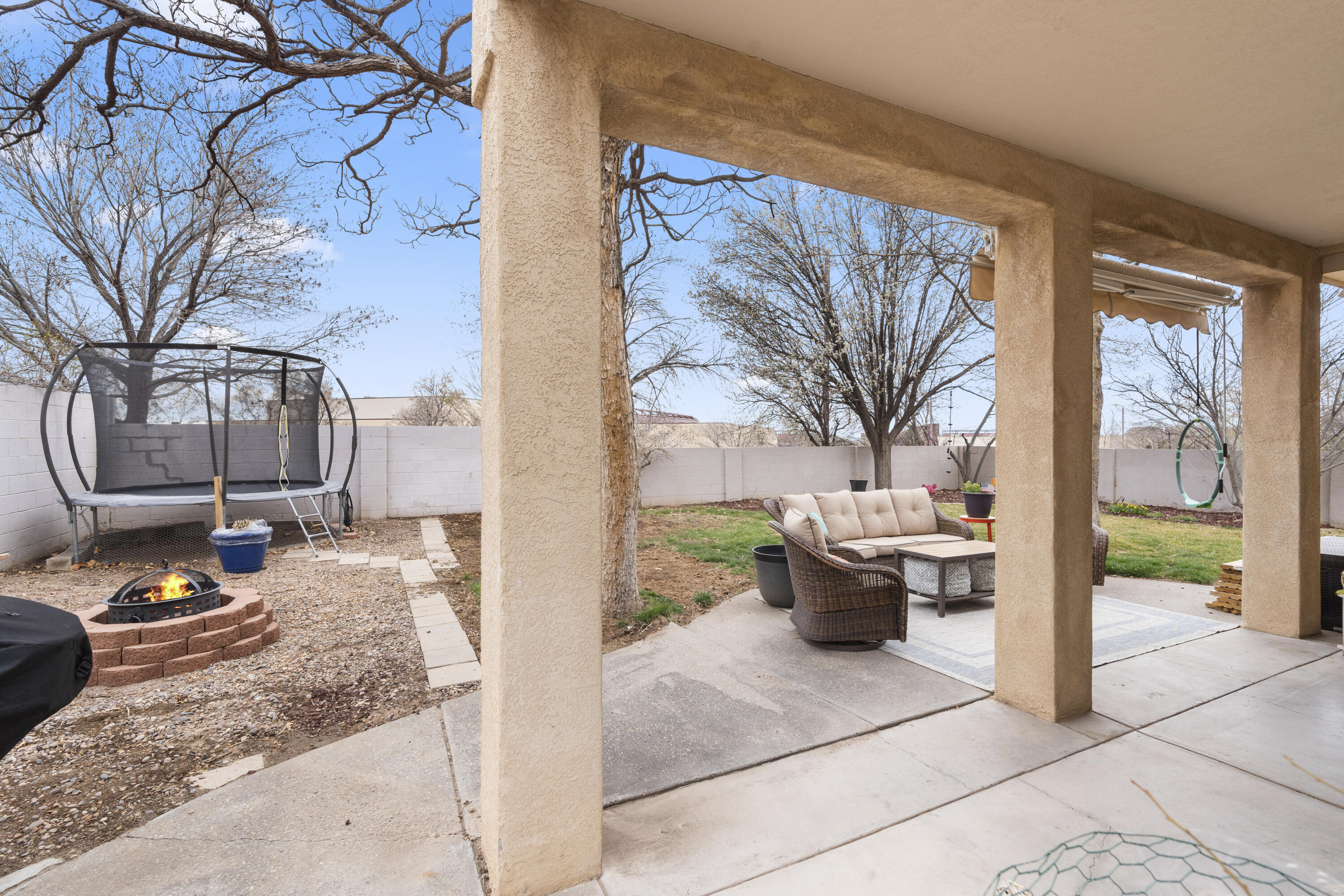 8608 Greenarbor Road NE