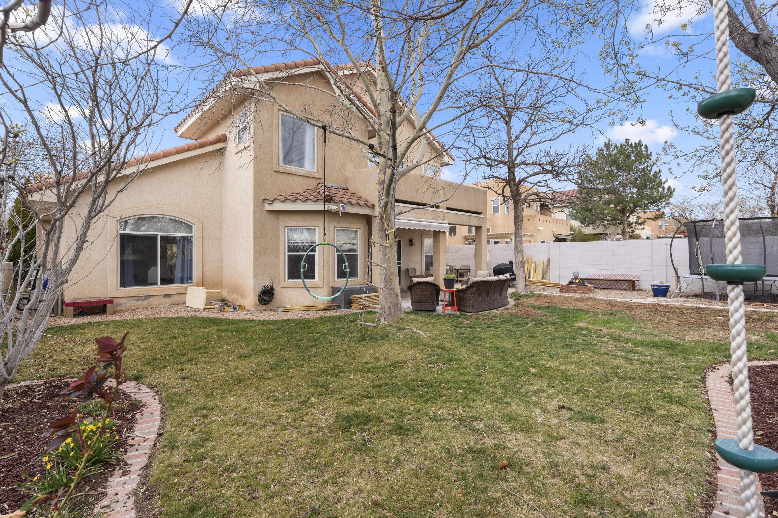 8608 Greenarbor Road NE