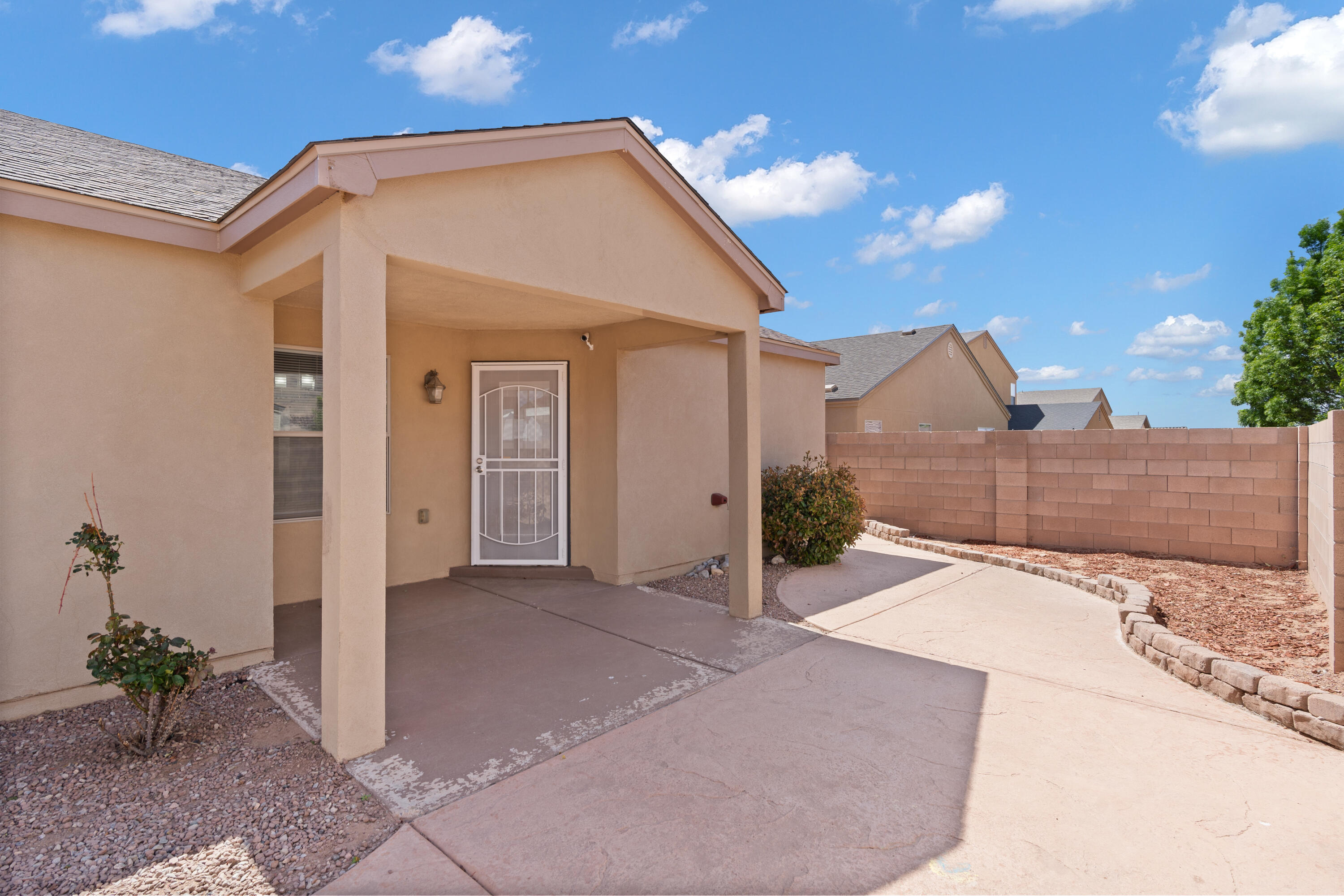 1621 Camino Rustica SW
