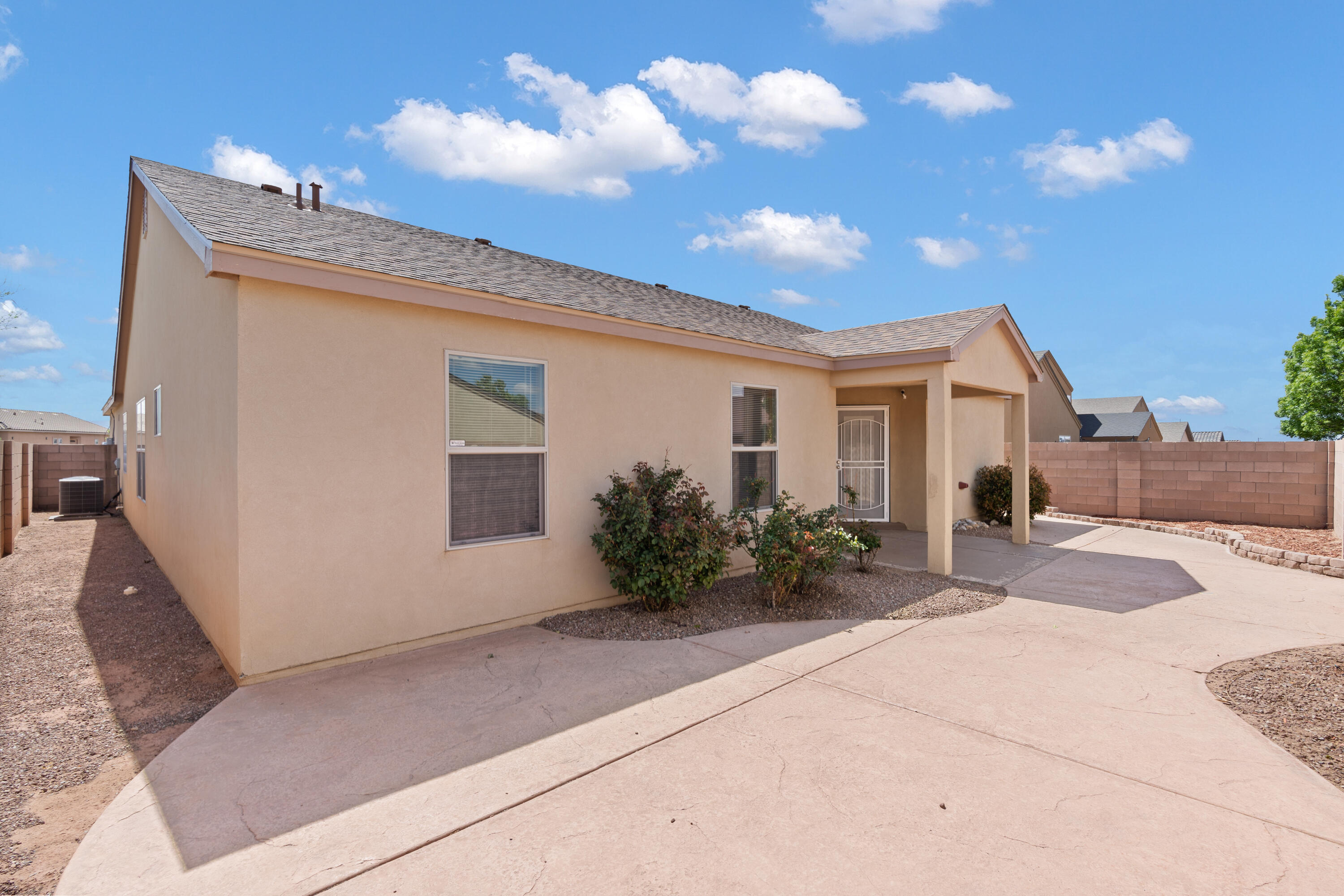 1621 Camino Rustica SW