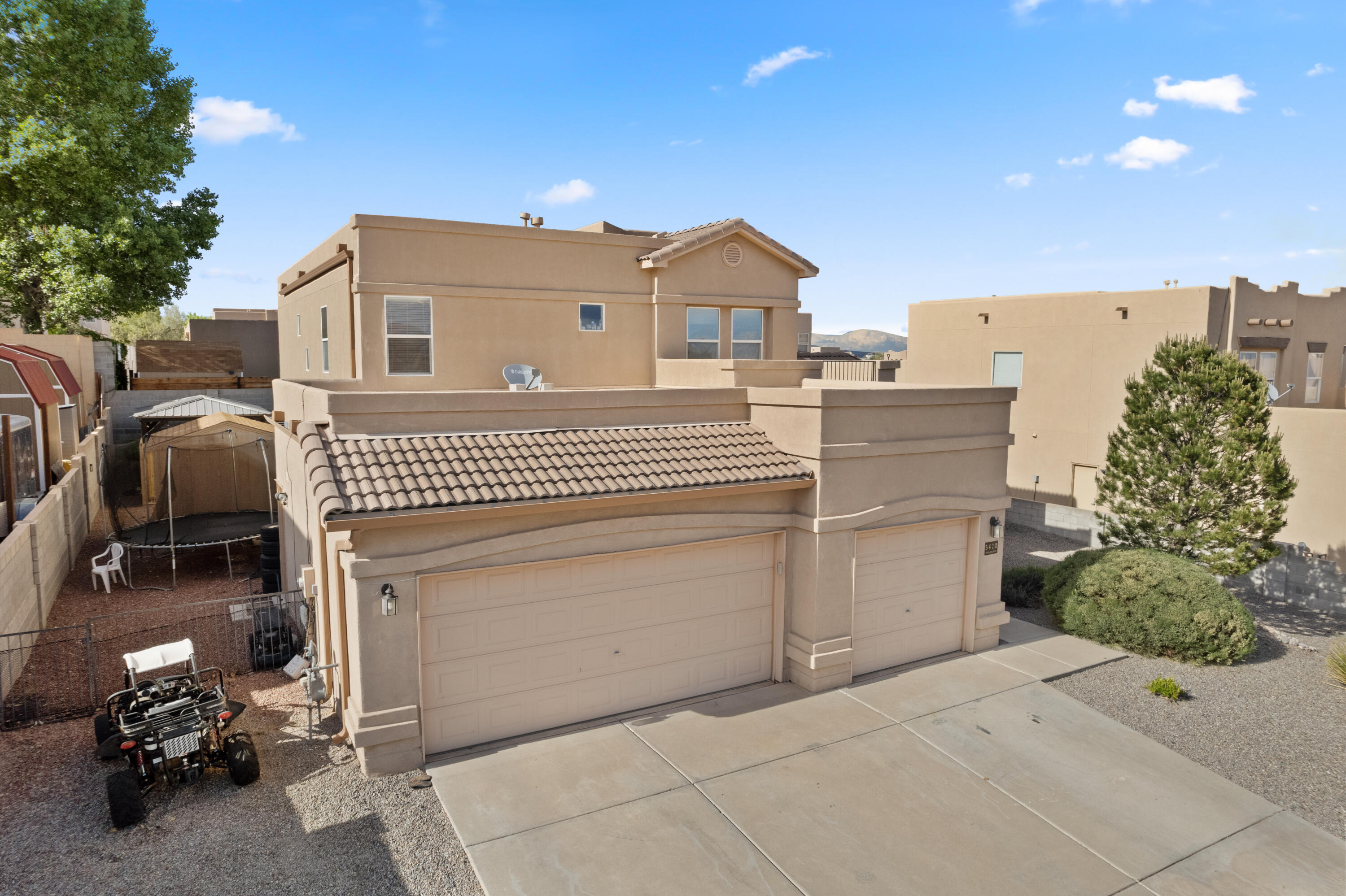 5410 Roosevelt Loop NE