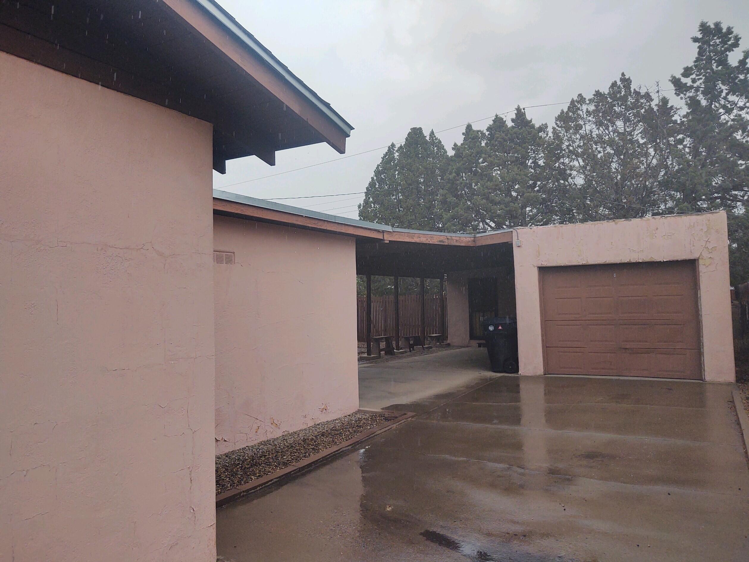 1120 Princeton Drive NE