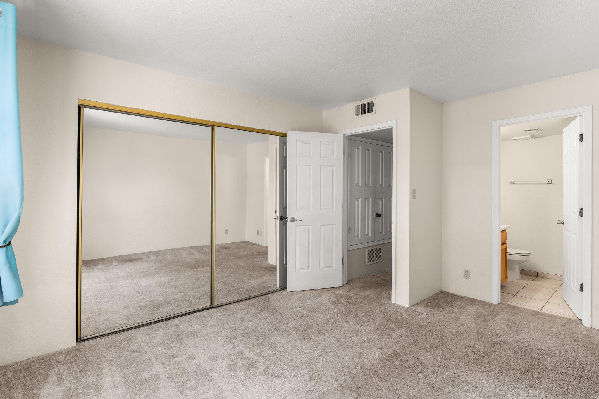 3301 Monroe Street NE Unit: P172