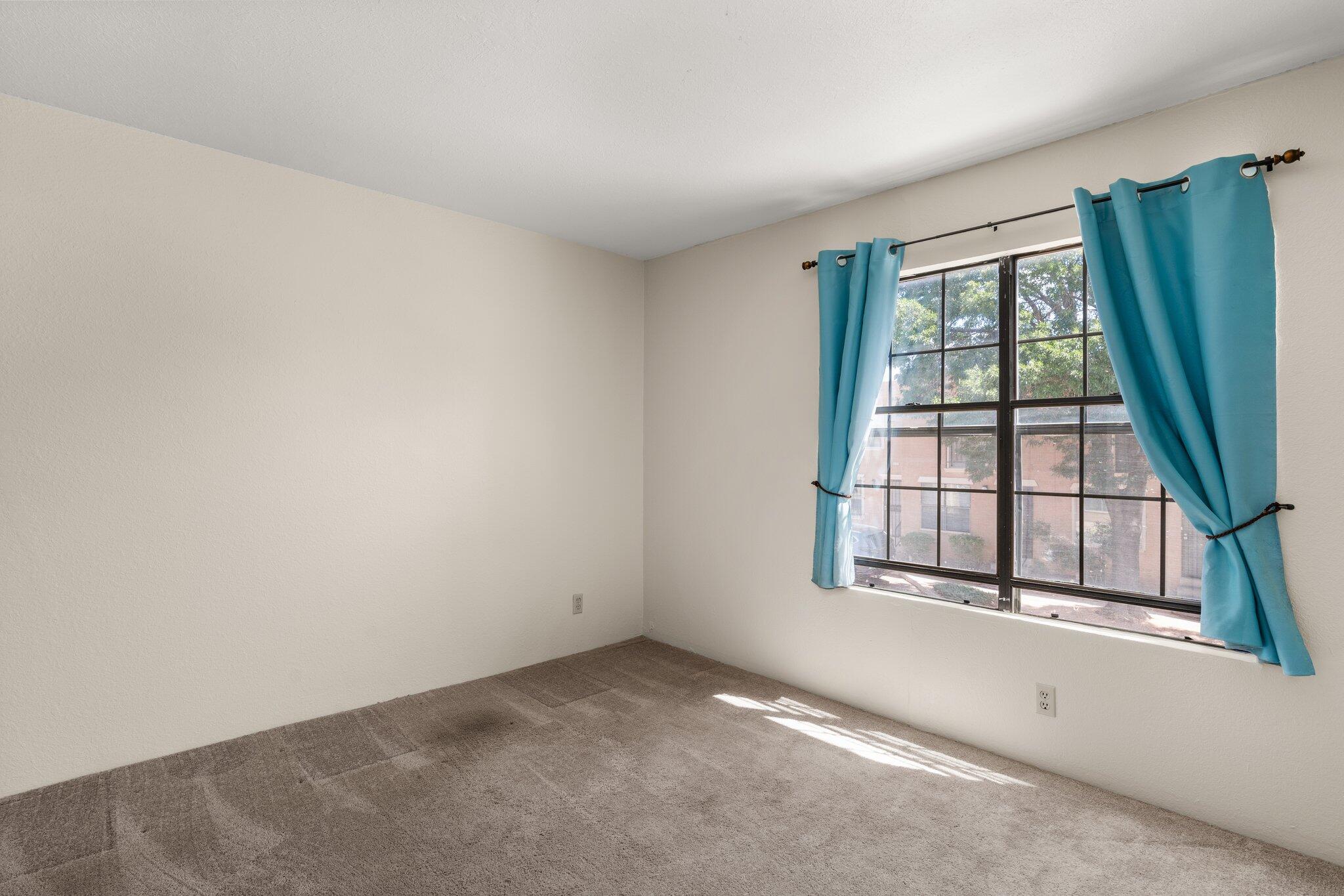 3301 Monroe Street NE Unit: P172