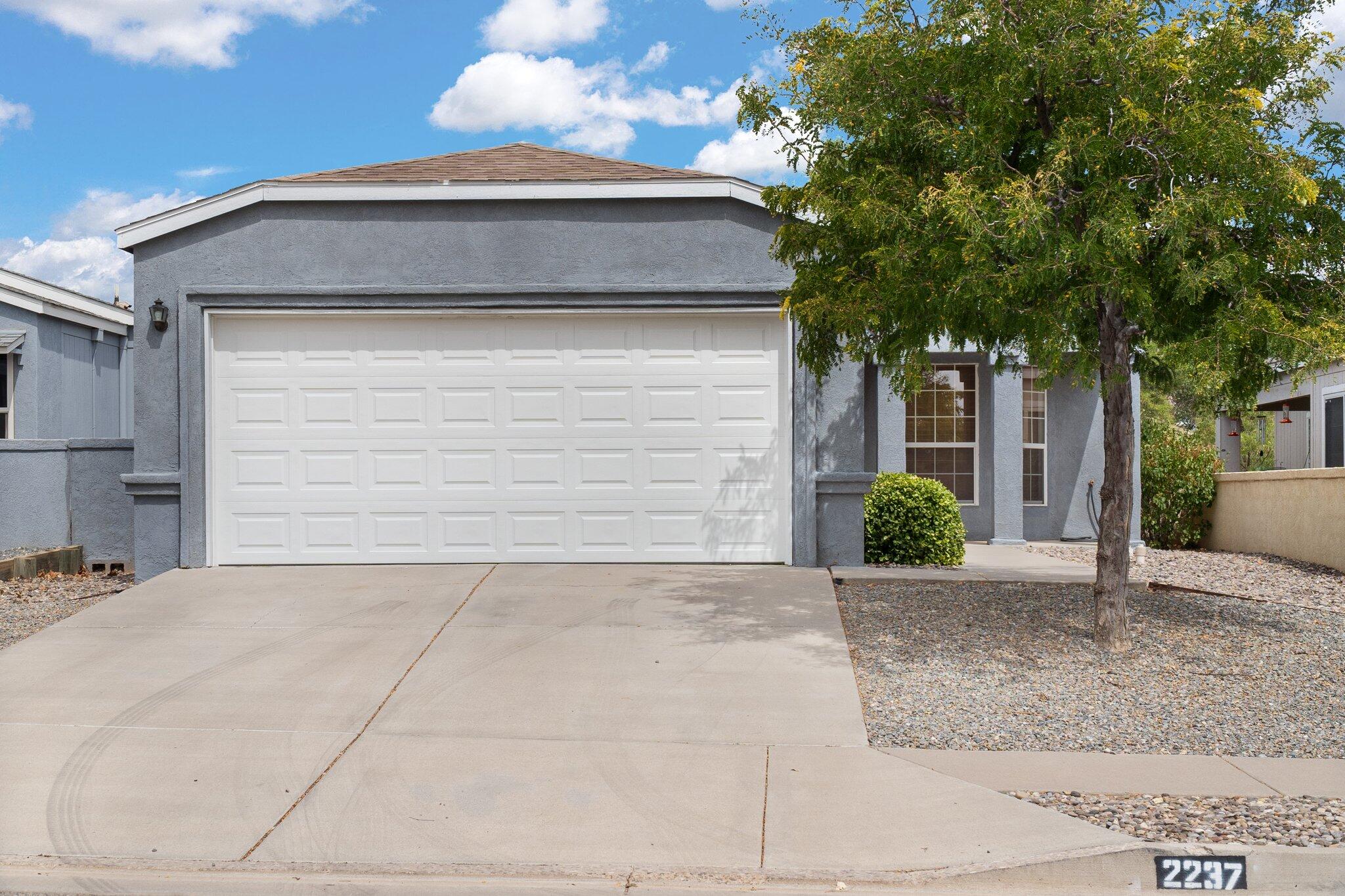 2237 High Desert Circle NE