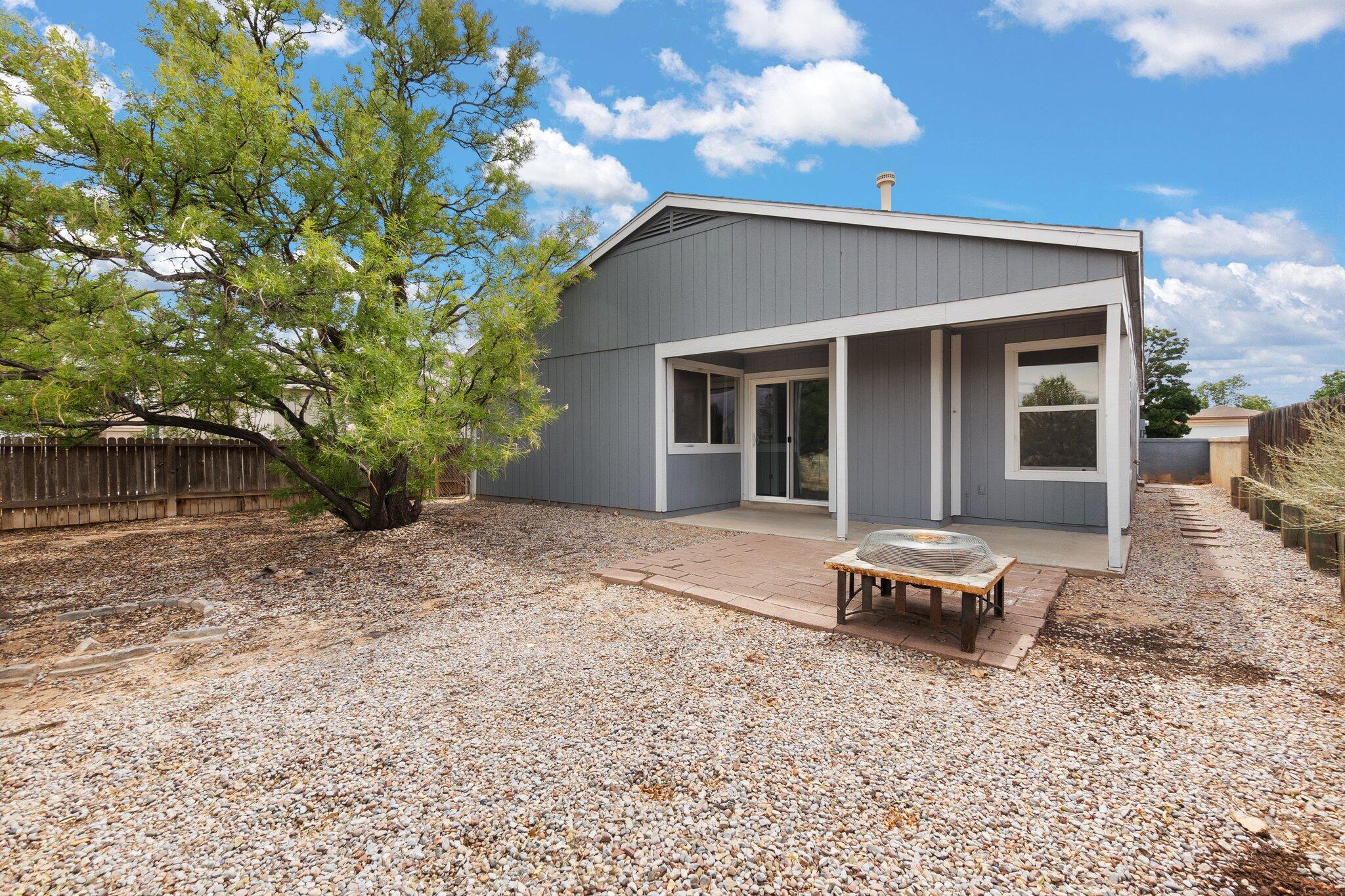 2237 High Desert Circle NE