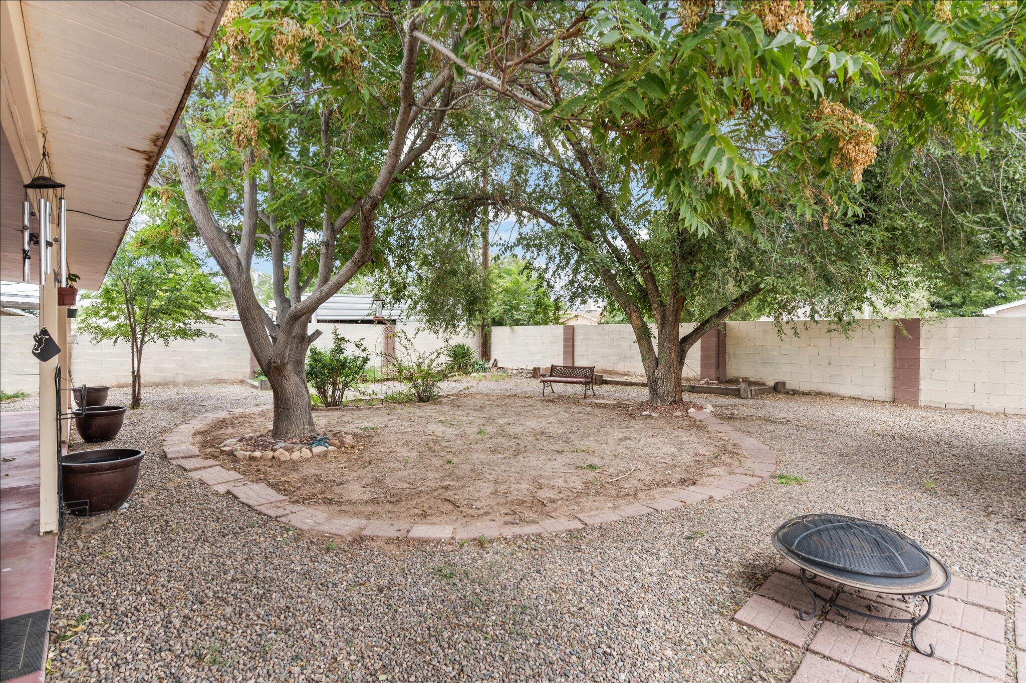 2707 Desert Garden Lane SW