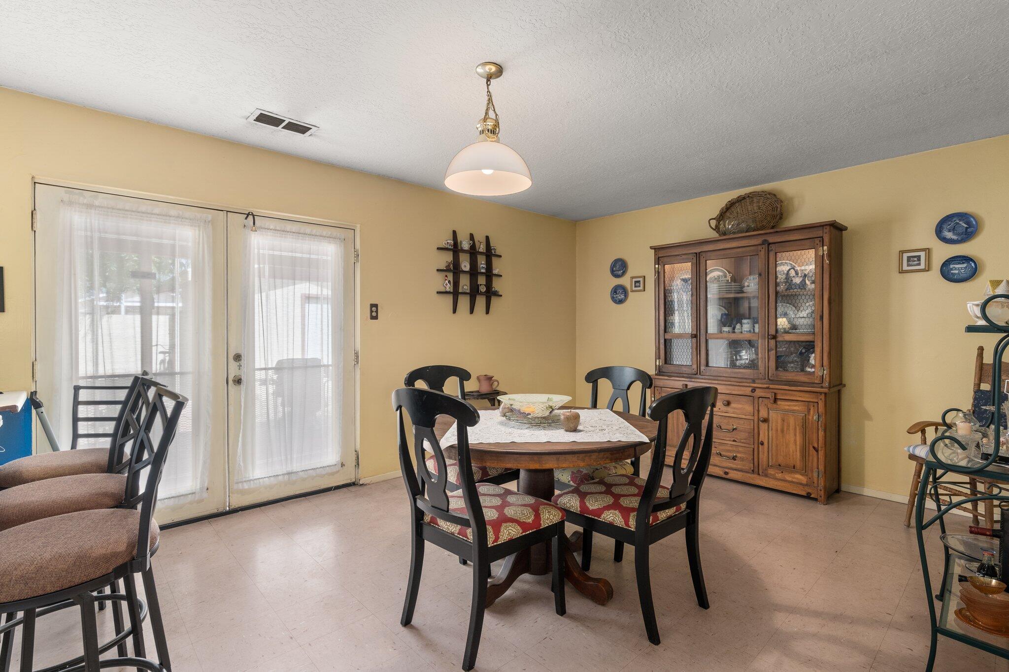 2707 Desert Garden Lane SW