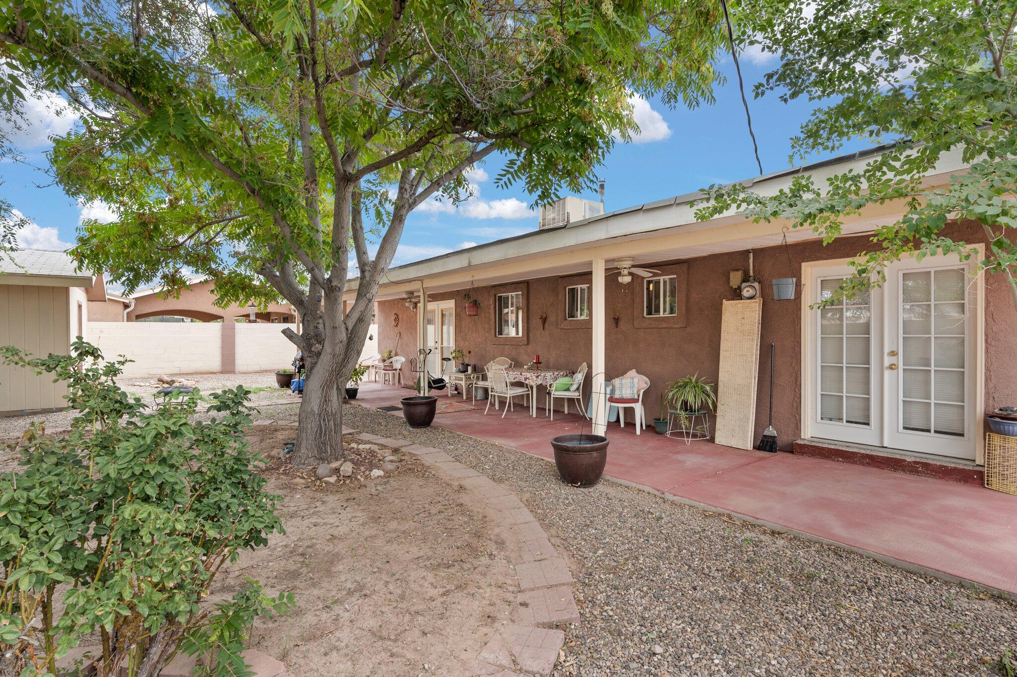2707 Desert Garden Lane SW