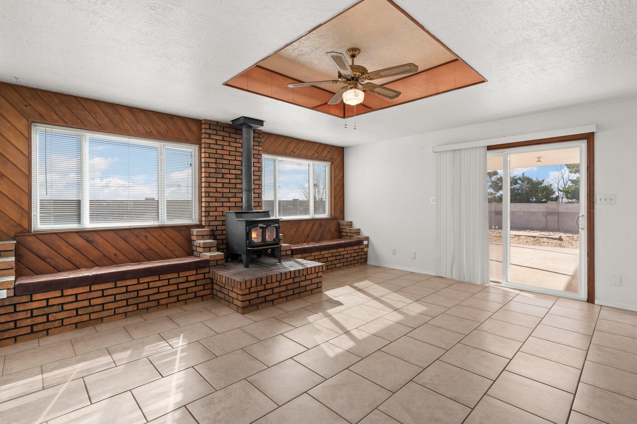 505 Sava Drive SE