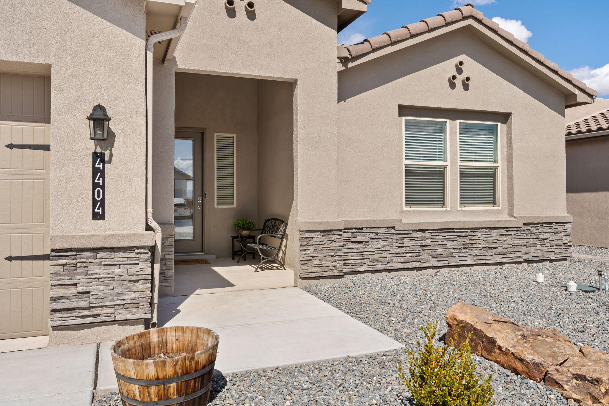 4404 Skyline Loop NE