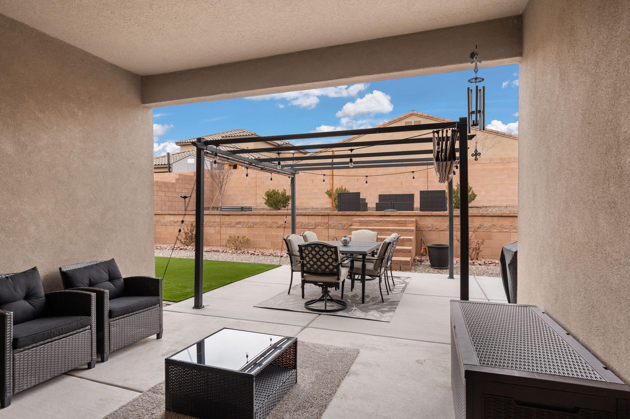 4404 Skyline Loop NE