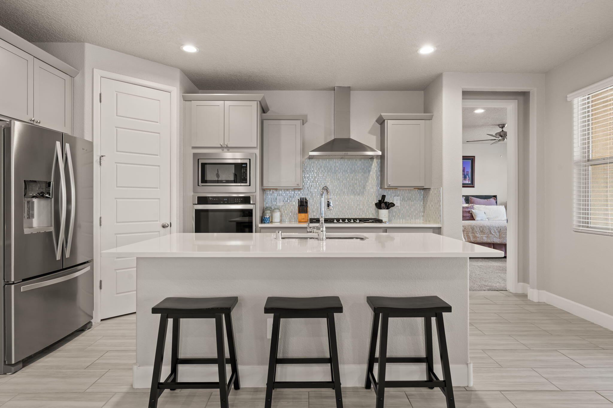 4404 Skyline Loop NE