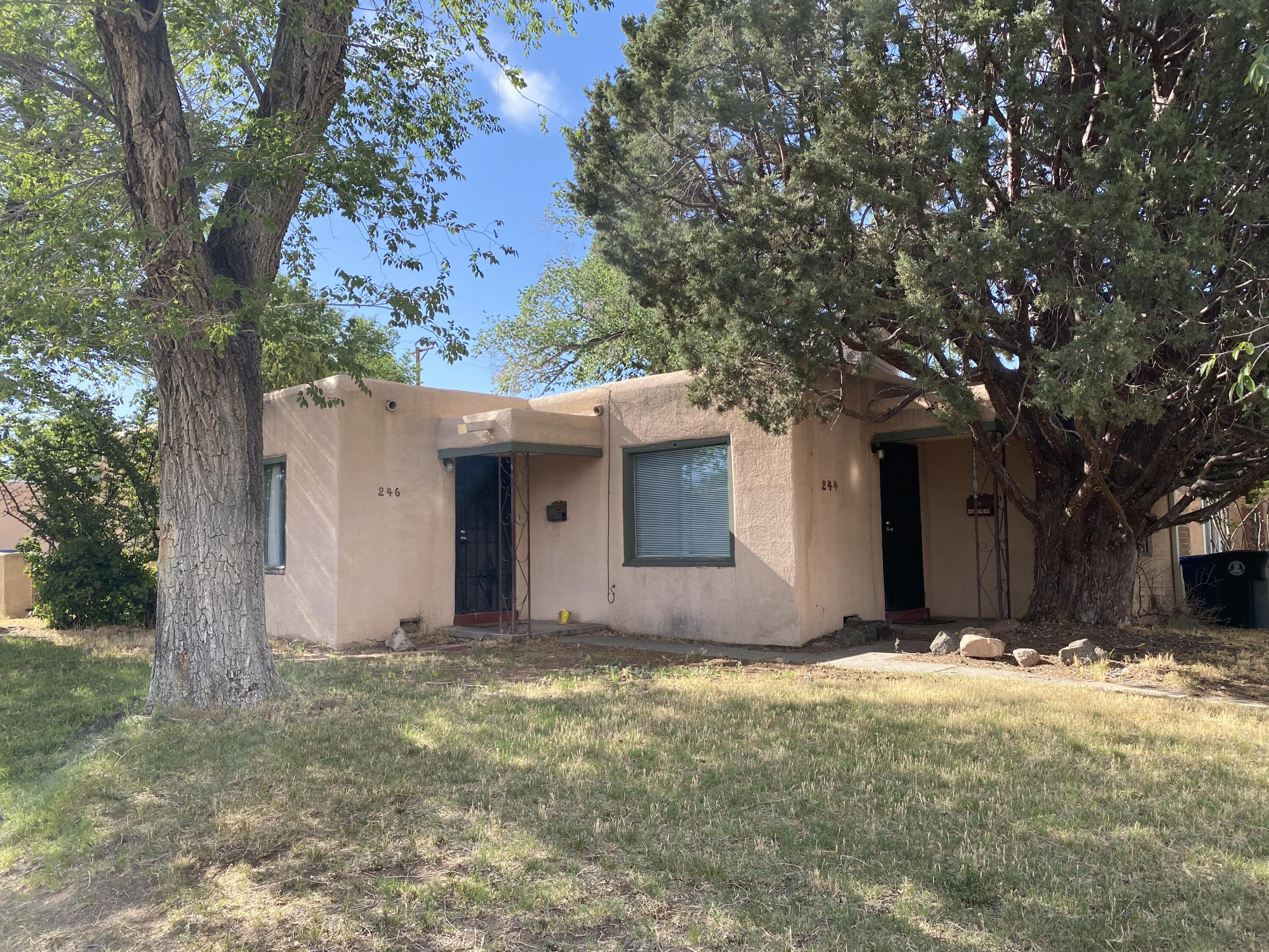246 Solano Drive NE