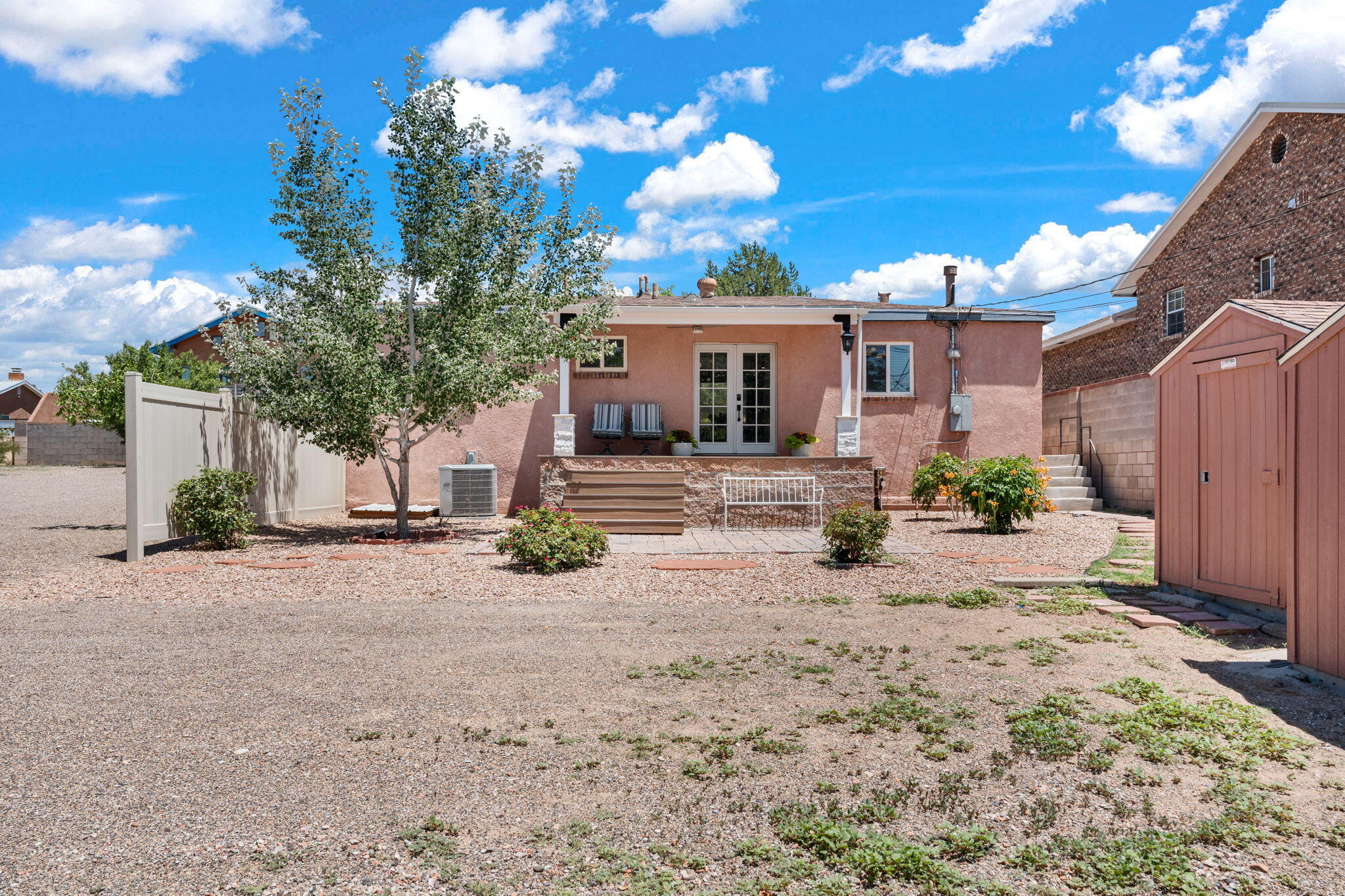1625 Vassar Drive SE