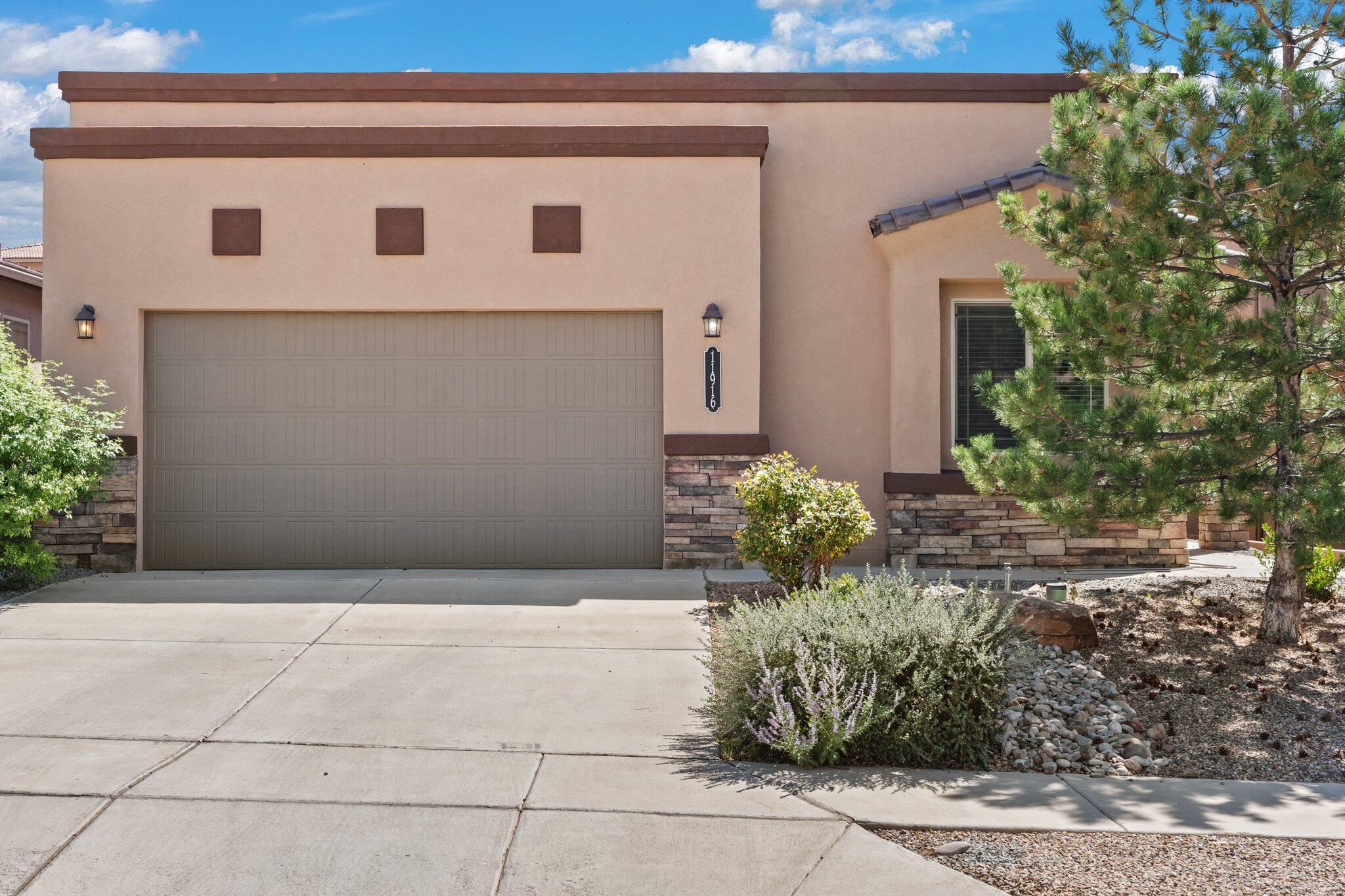 11916 Dahlia Avenue SE