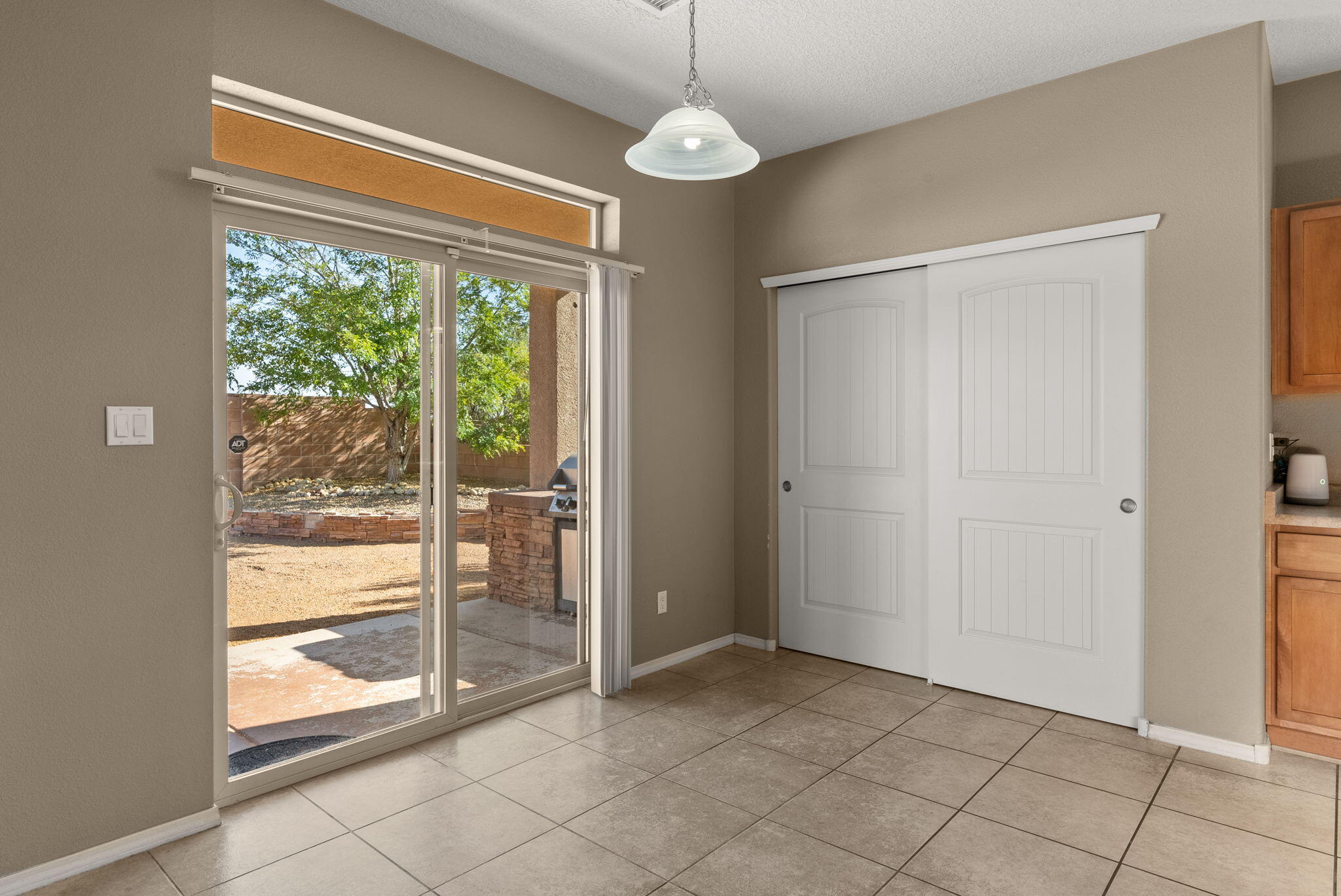 4005 N Pole Loop NE