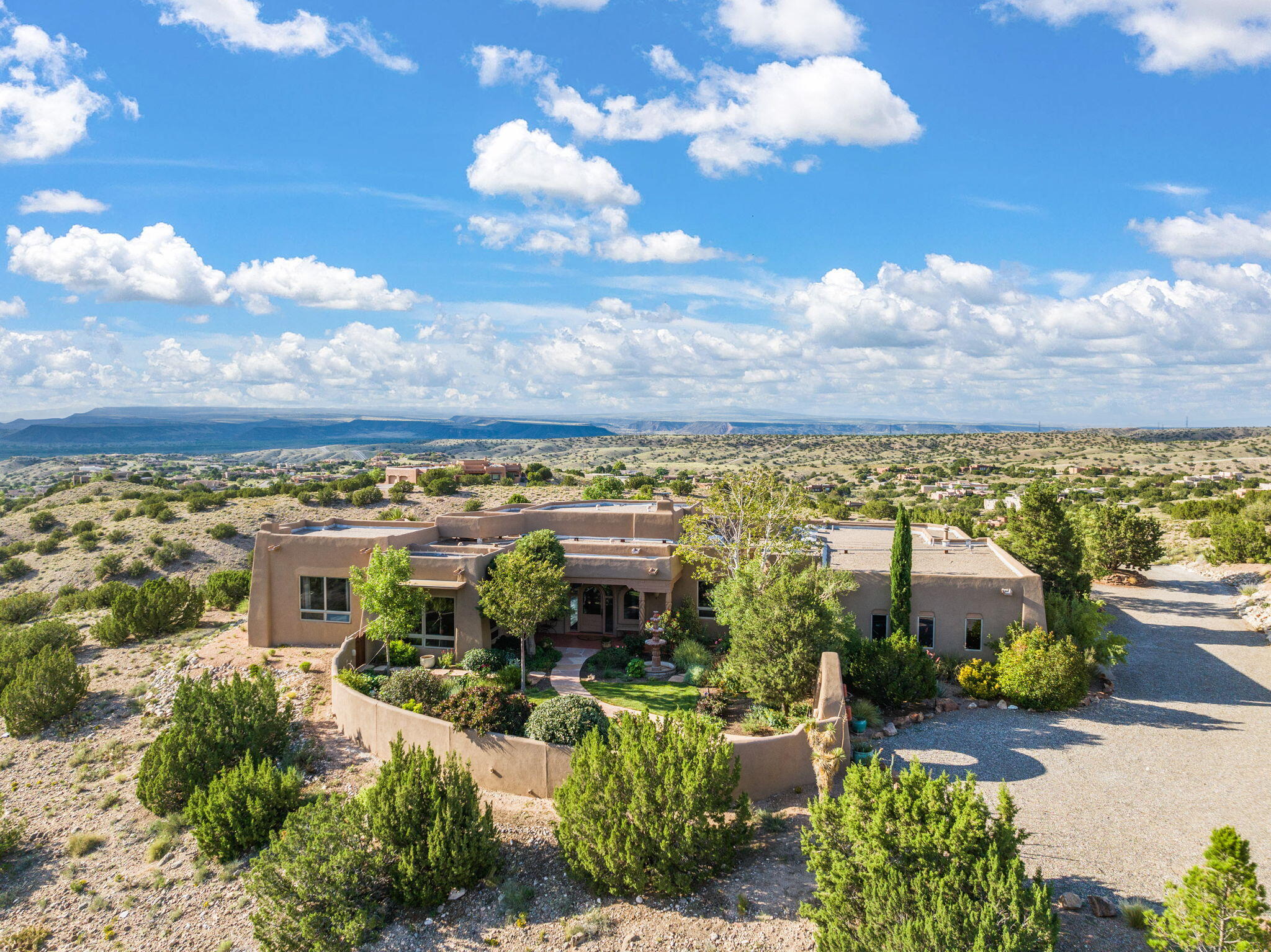 4 CAMINO VISTA HERMOSA
