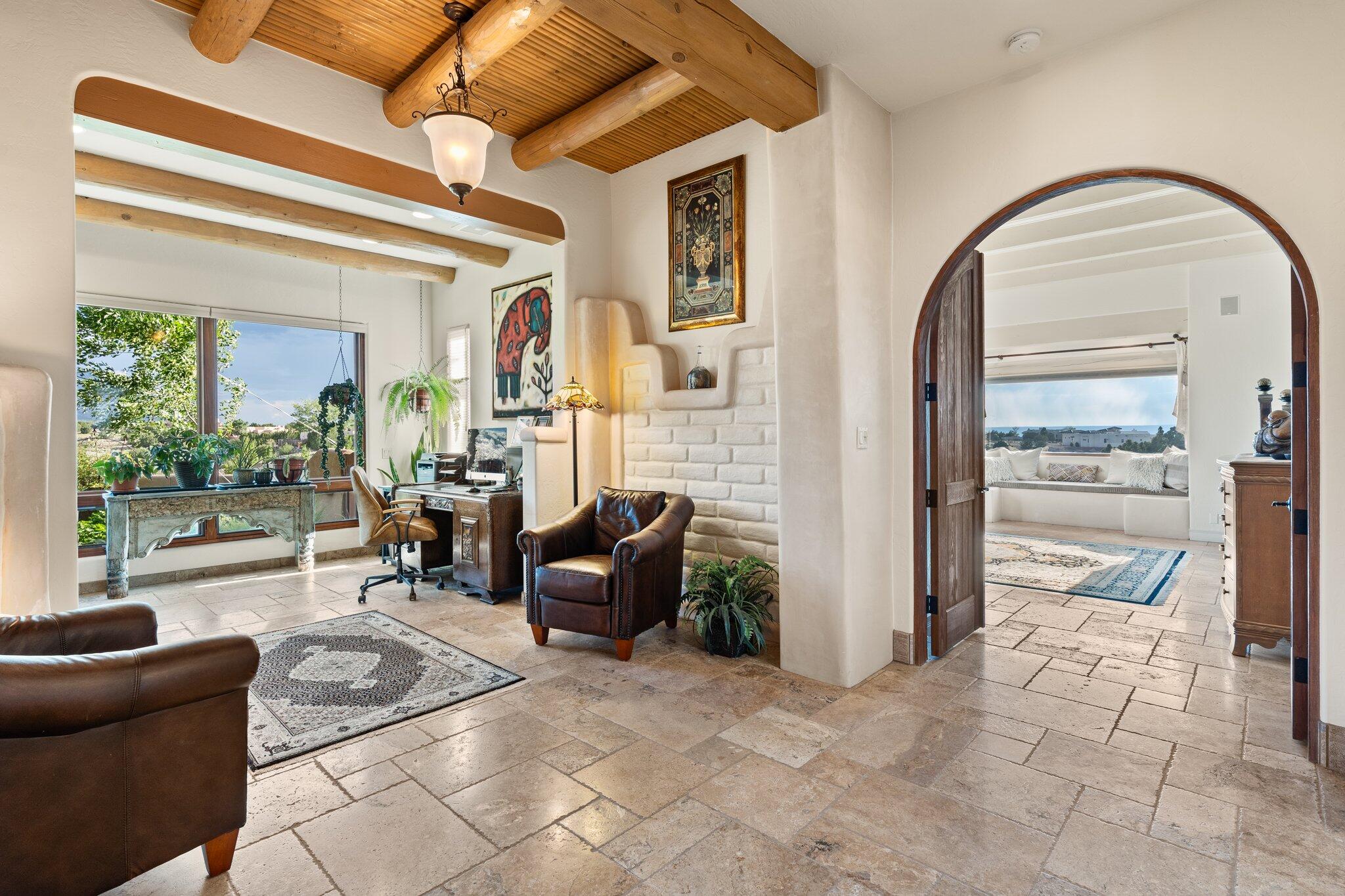 4 CAMINO VISTA HERMOSA