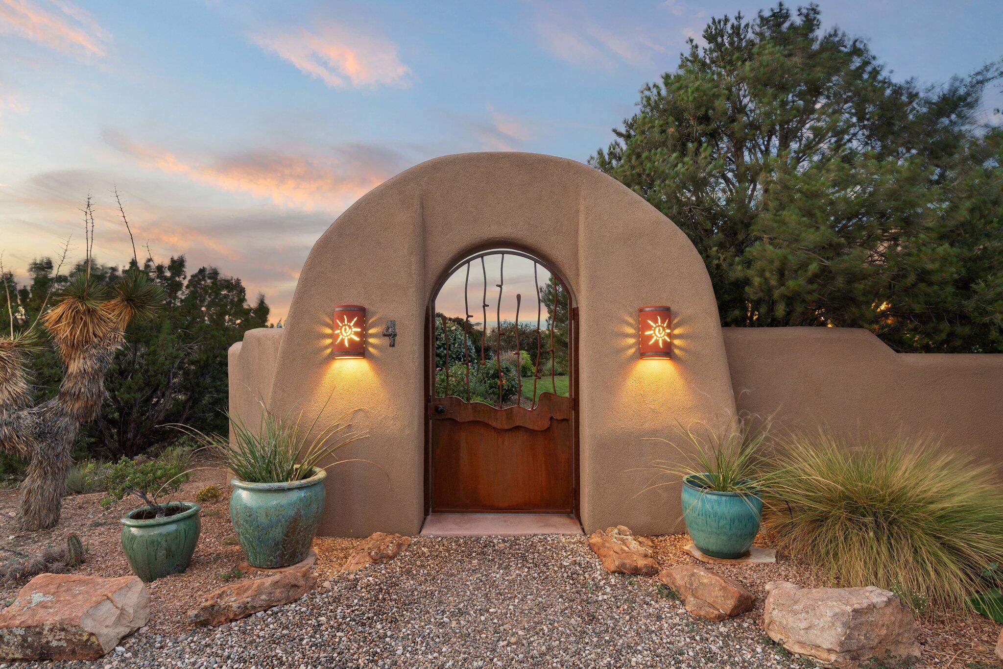 4 CAMINO VISTA HERMOSA