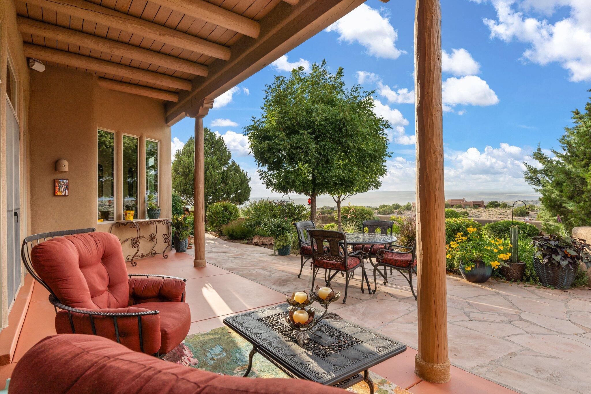 4 CAMINO VISTA HERMOSA