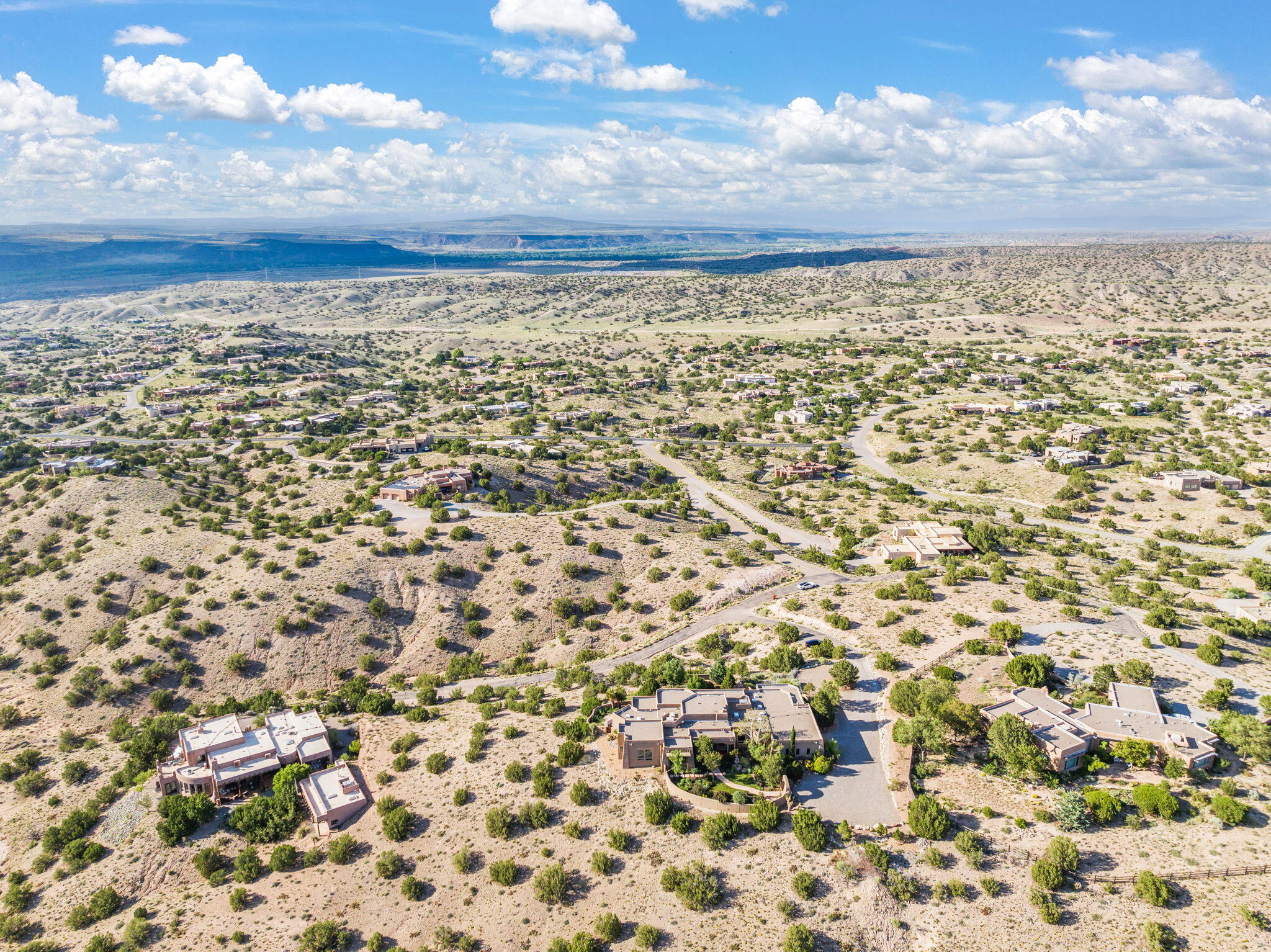 4 CAMINO VISTA HERMOSA